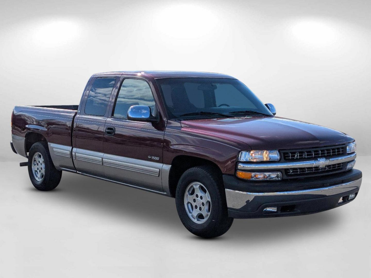 1999 /Graphite Chevrolet Silverado 1500 LS (2GCEC19T2X1) with an Gas V8 5.3L/325 engine, 4-Speed Automatic w/OD, Electronic transmission, located at 521 Old Farm Lane Rd, Prattville, AL, 36066, (334) 325-1505, 32.482460, -86.416367 - 1999 Chevrolet Silverado 1500 LS - Photo#8