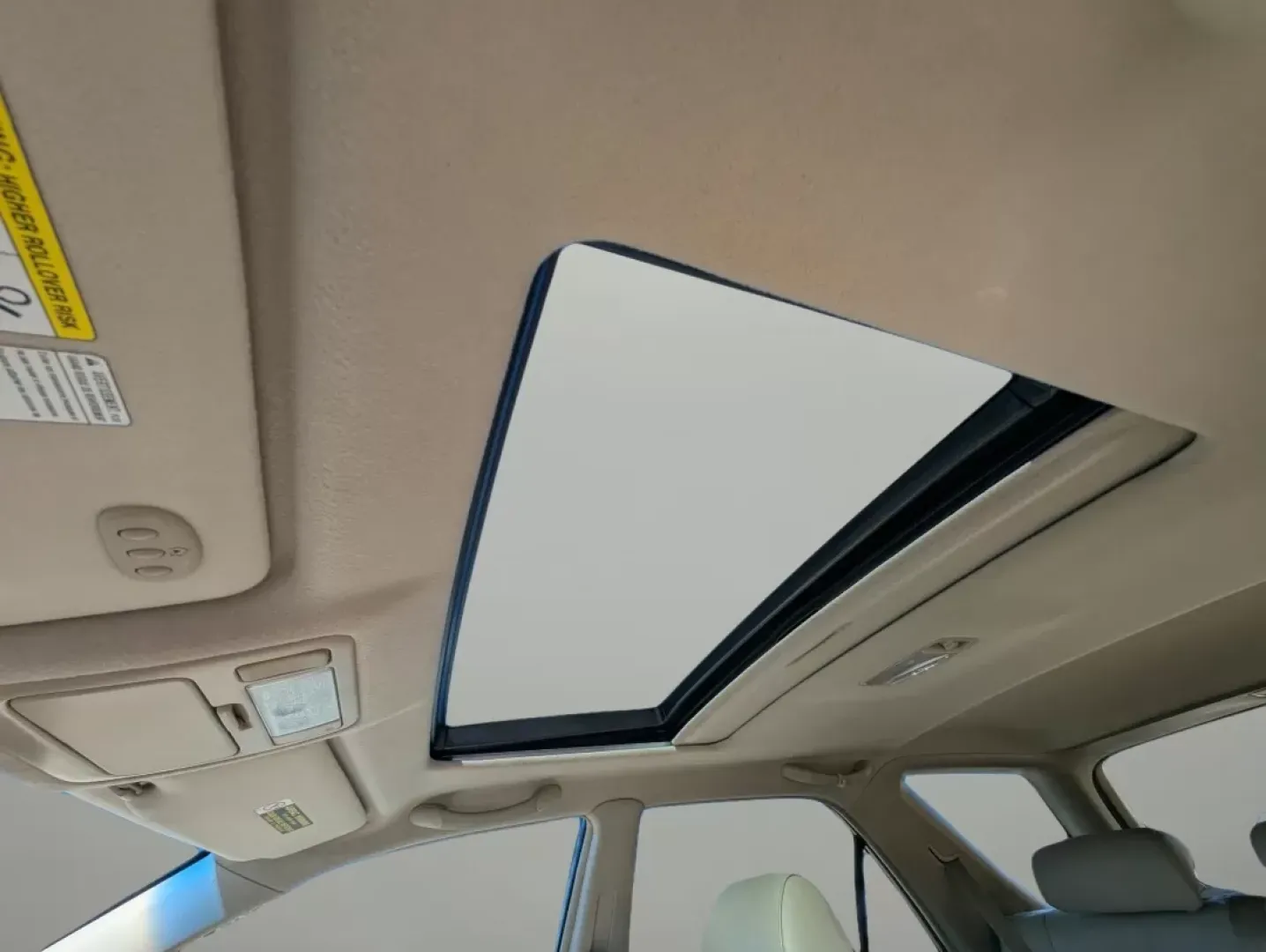 2003 Lexus RX 300 (JTJGF10U330) with an Other engine, located at 1430 Gateway Drive, Opelika, AL, 36801, (334) 239-0944, 32.637871, -85.409790 - **Explore the 2003 Lexus RX 300: Your Perfect Companion for Family Adventures and Daily Commutes!**<br /> <br /> Are you seeking a reliable vehicle that caters to your family's needs while ensuring comfort and style? Look no further! This 2003 Lexus RX 300, available at **Gils Auto** in **Phenix Cit - Photo#15