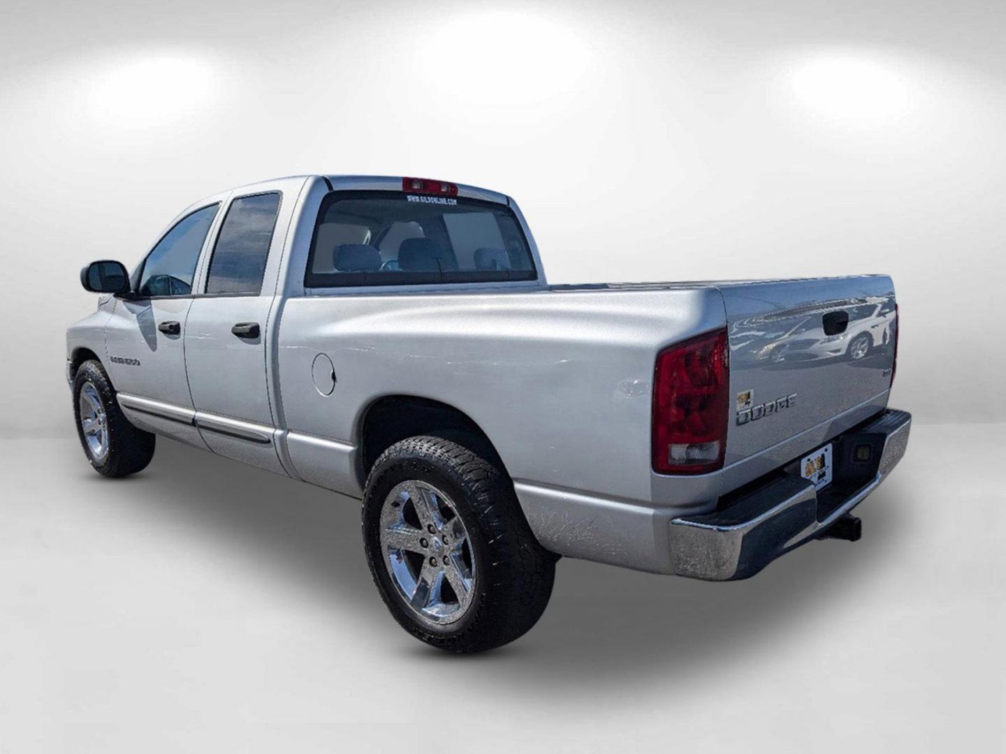 2004 Dodge Ram 1500 (1D7HA18N04S) with an Gas V8 4.7L/287 engine, located at 3959 U.S. 80 W, Phenix City, AL, 36870, (334) 297-4885, 32.469296, -85.135185 - 2004 Dodge Ram 1500 - Photo#10