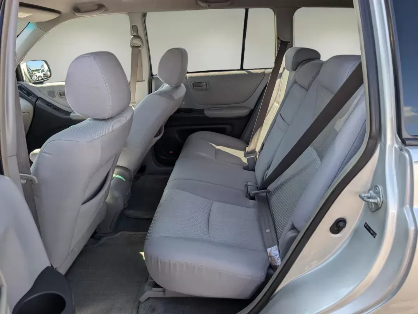 2004 Toyota Highlander (JTEGP21A740) with an Gas V6 3.3L/201 engine, 5-Speed Automatic transmission, located at 521 Old Farm Lane Rd, Prattville, AL, 36066, (334) 325-1505, 32.482460, -86.416367 - 2004 Toyota Highlander - Photo#10