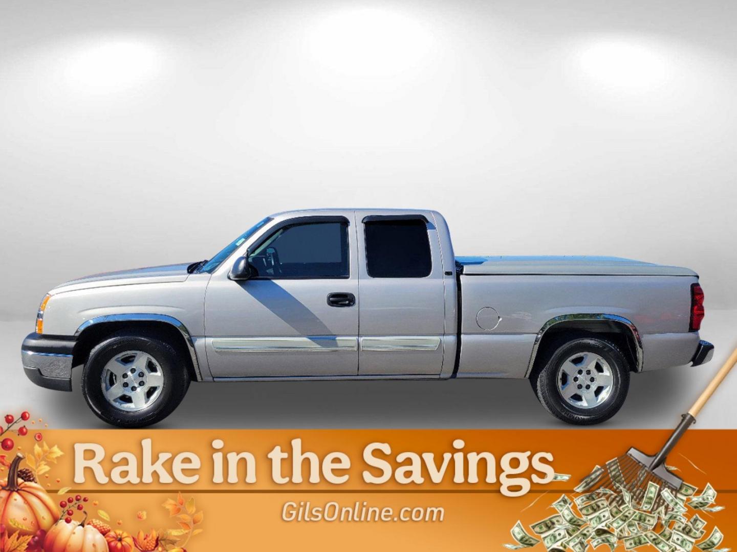 2005 Silver Birch Metallic /Medium Gray Chevrolet Silverado 1500 LT (2GCEC19T651) with an Gas V8 5.3L/325 engine, 4-Speed Automatic w/OD transmission, located at 7000 Northlake Connector, Columbus, GA, 31904, (706) 987-8085, 32.524975, -84.978134 - 2005 Chevrolet Silverado 1500 LT - Photo#7