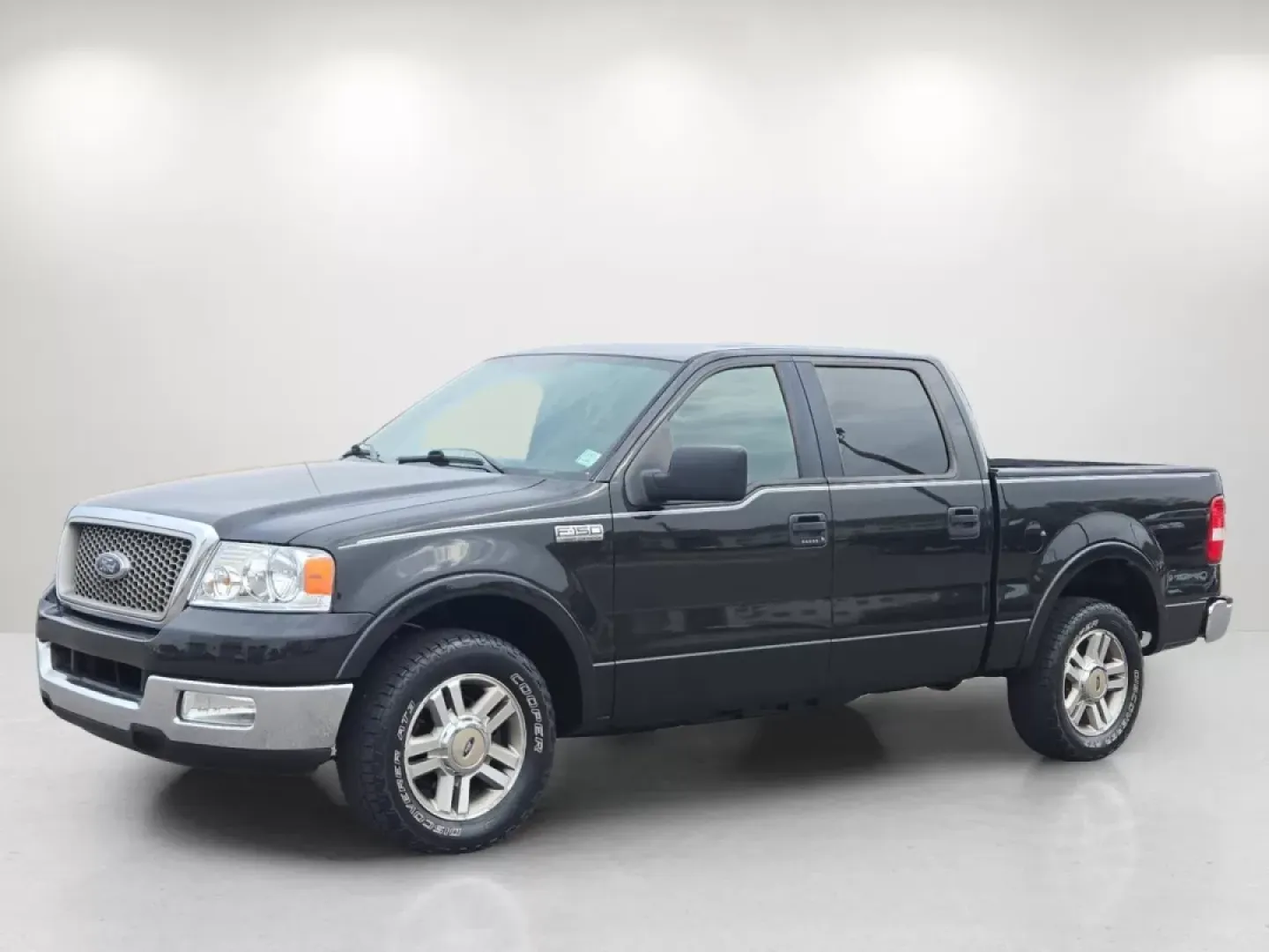 2005 Ford F-150 Lariat (1FTPW12595K) with an Other engine, located at 521 Old Farm Lane Rd, Prattville, AL, 36066, (334) 325-1505, 32.482460, -86.416367 - **Discover Your Next Adventure with the 2005 Ford F-150 from Gils Auto - Prattville!**<br /> <br /> Are you ready to elevate your weekend adventures or tackle your daily commute with confidence? This rugged yet comfortable 2005 Ford F-150, available at Gils Auto in Prattville, AL, is designed for th - Photo#1