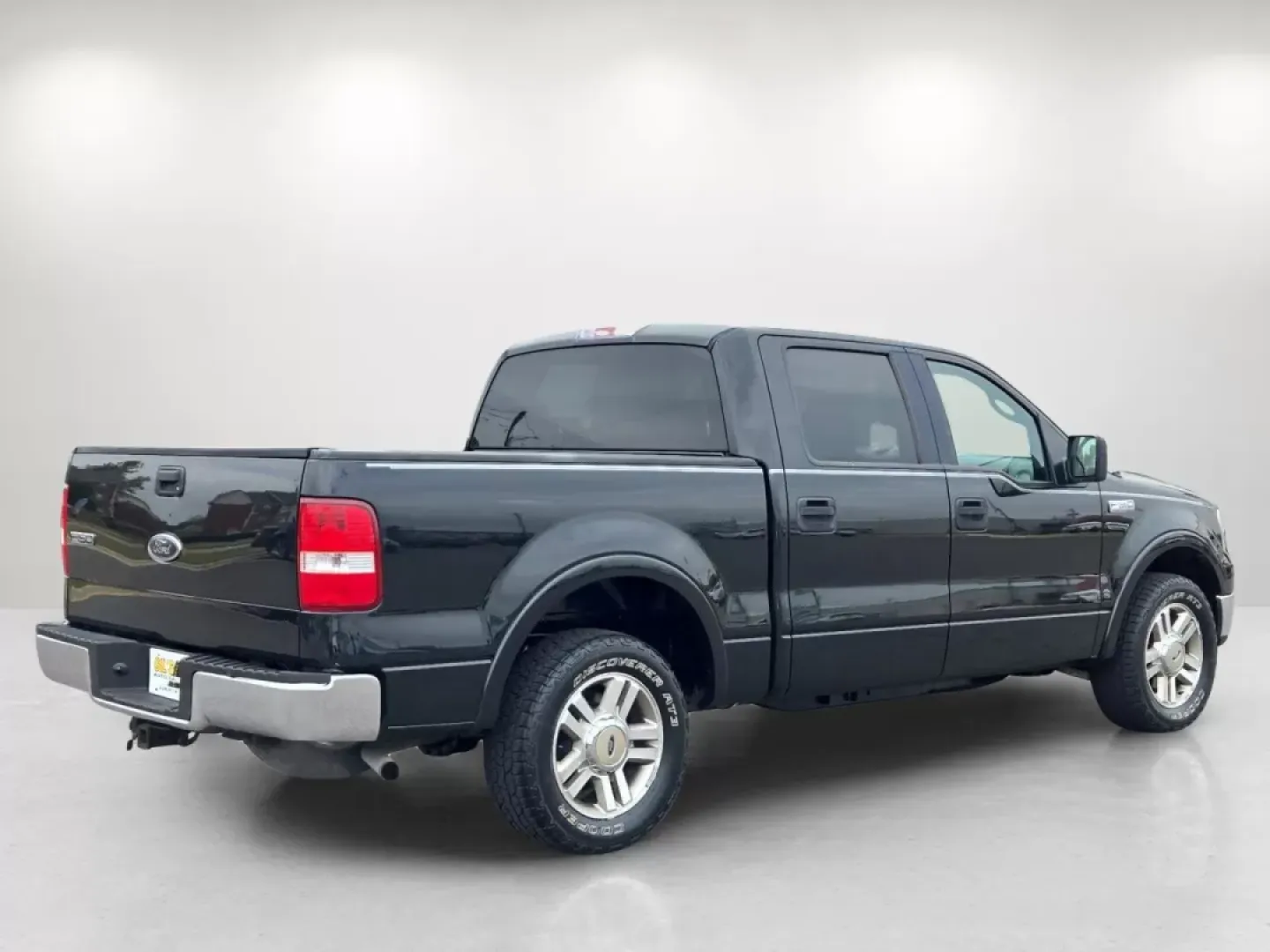 2005 Ford F-150 Lariat (1FTPW12595K) with an Other engine, located at 521 Old Farm Lane Rd, Prattville, AL, 36066, (334) 325-1505, 32.482460, -86.416367 - **Discover Your Next Adventure with the 2005 Ford F-150 from Gils Auto - Prattville!**<br /> <br /> Are you ready to elevate your weekend adventures or tackle your daily commute with confidence? This rugged yet comfortable 2005 Ford F-150, available at Gils Auto in Prattville, AL, is designed for th - Photo#6