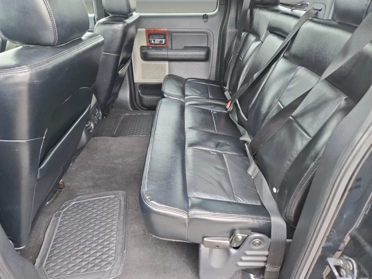 2005 Ford F-150 Lariat (1FTPW12595K) with an Other engine, located at 521 Old Farm Lane Rd, Prattville, AL, 36066, (334) 325-1505, 32.482460, -86.416367 - **Discover Your Next Adventure with the 2005 Ford F-150 from Gils Auto - Prattville!**<br /> <br /> Are you ready to elevate your weekend adventures or tackle your daily commute with confidence? This rugged yet comfortable 2005 Ford F-150, available at Gils Auto in Prattville, AL, is designed for th - Photo#13