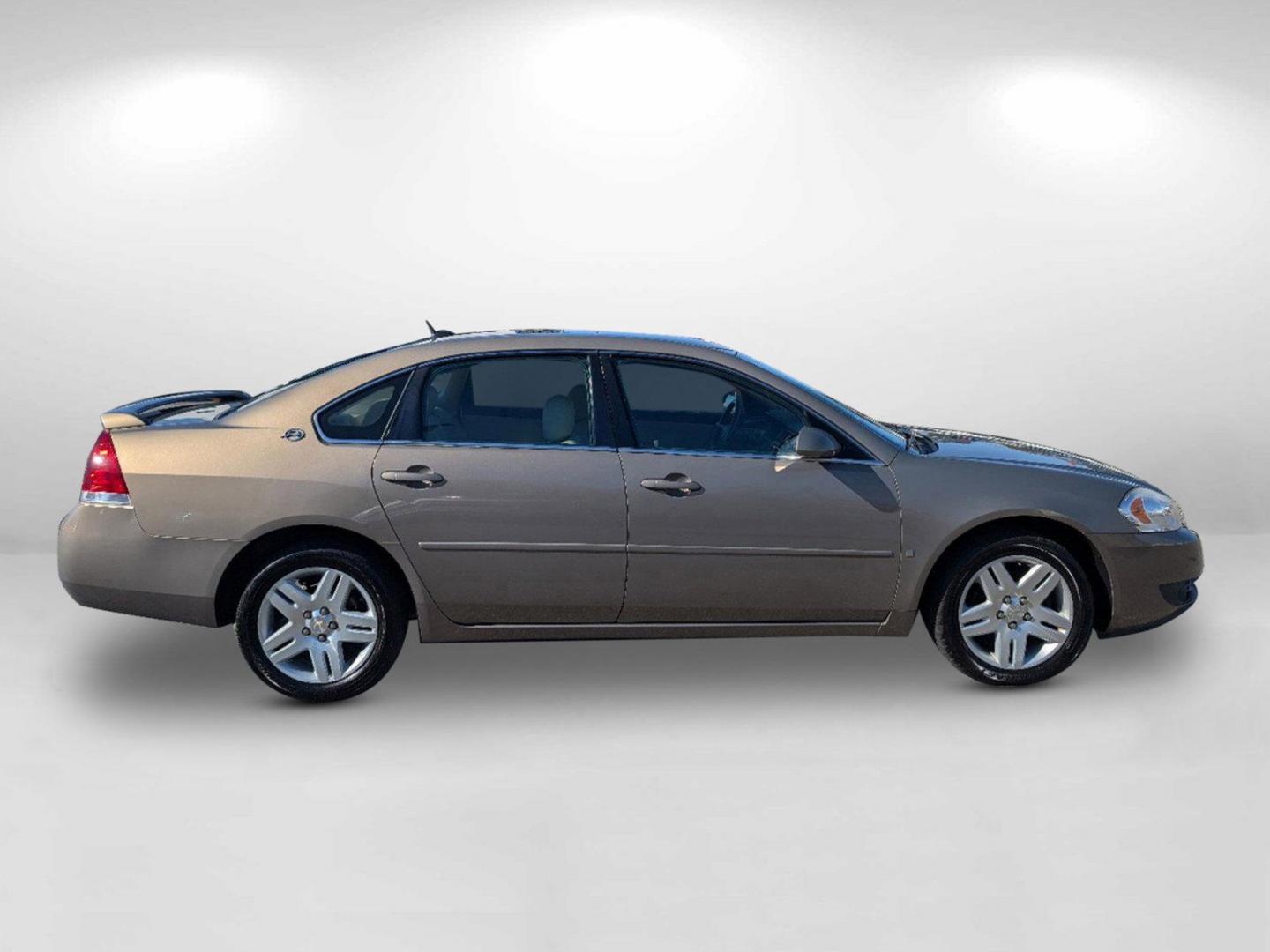 2006 /Neutral Chevrolet Impala LTZ (2G1WU581869) with an Gas V6 3.9L/237 engine, 4-Speed Automatic w/OD transmission, located at 5115 14th Ave., Columbus, GA, 31904, (706) 323-0345, 32.511494, -84.971046 - 2006 Chevrolet Impala LTZ - Photo#5