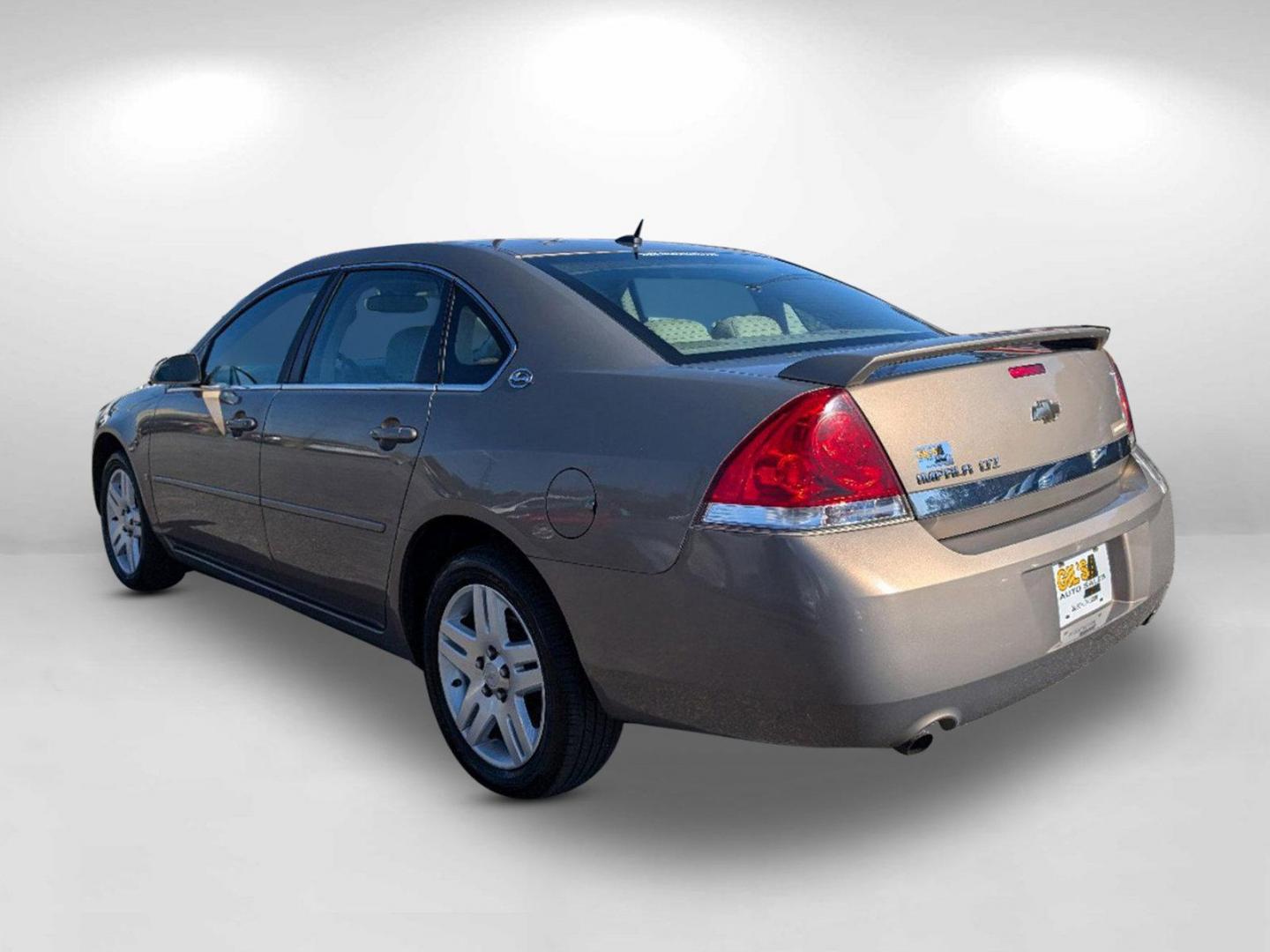 2006 /Neutral Chevrolet Impala LTZ (2G1WU581869) with an Gas V6 3.9L/237 engine, 4-Speed Automatic w/OD transmission, located at 5115 14th Ave., Columbus, GA, 31904, (706) 323-0345, 32.511494, -84.971046 - 2006 Chevrolet Impala LTZ - Photo#8