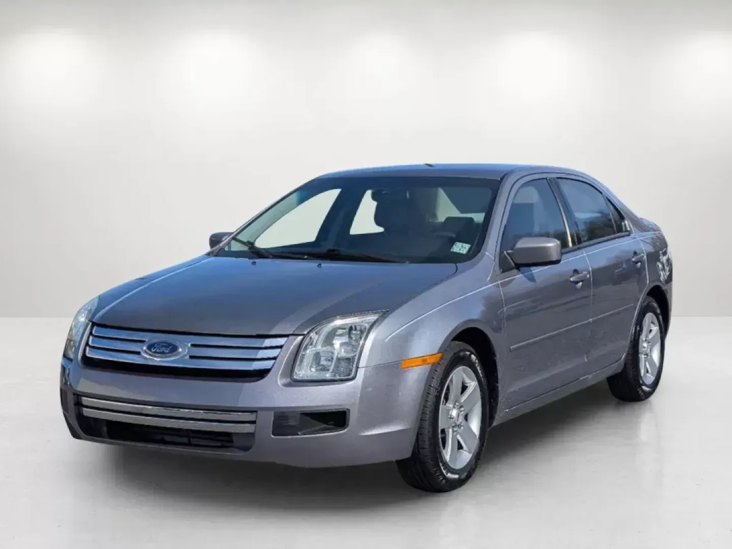 2006 Ford Fusion SE (3FAFP07136R) with an Gas V6 3.0L/182 engine, 6-Speed Automatic transmission, located at 7000 Northlake Connector, Columbus, GA, 31904, (706) 987-8085, 32.524975, -84.978134 - 2006 Ford Fusion SE - Photo#0