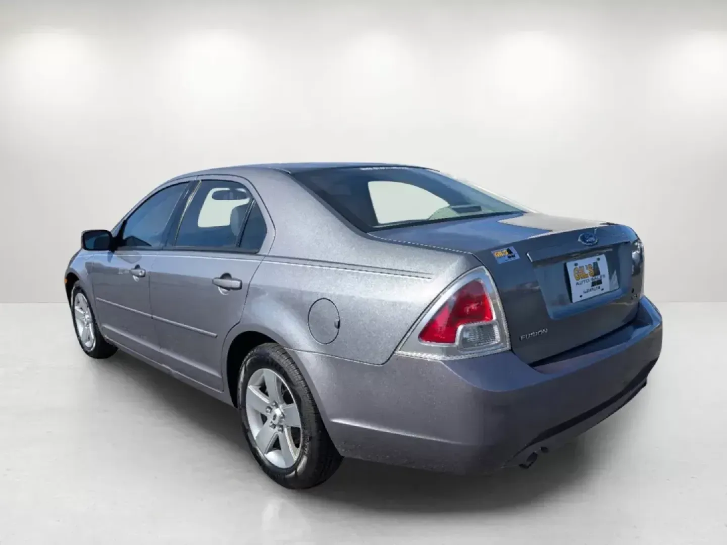 2006 Ford Fusion SE (3FAFP07136R) with an Gas V6 3.0L/182 engine, 6-Speed Automatic transmission, located at 7000 Northlake Connector, Columbus, GA, 31904, (706) 987-8085, 32.524975, -84.978134 - 2006 Ford Fusion SE - Photo#6
