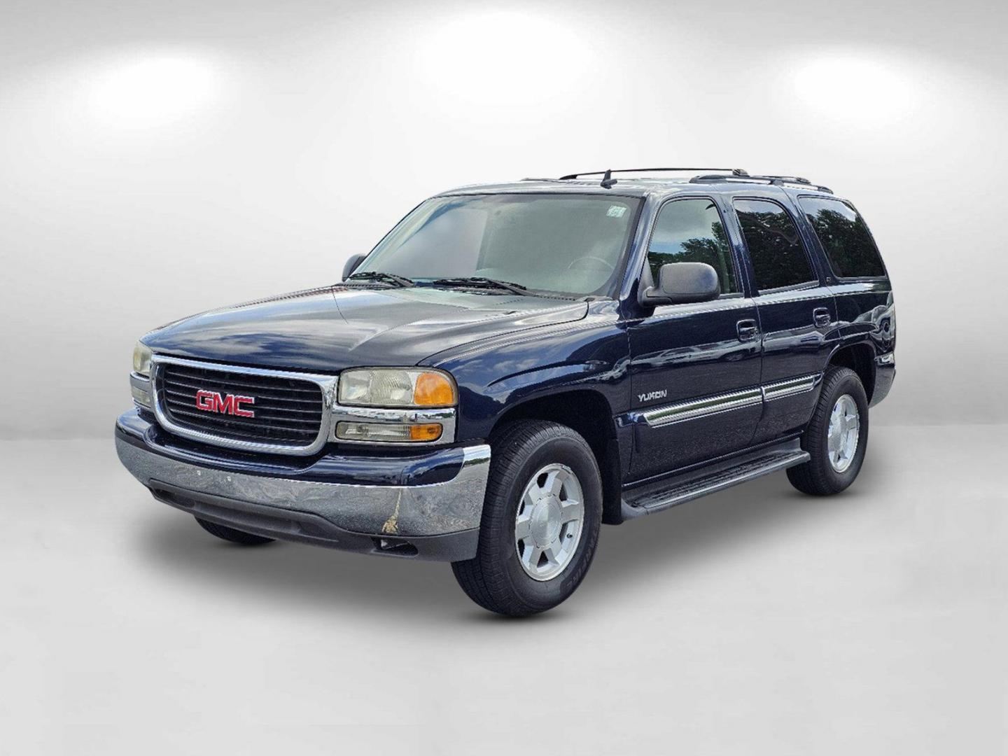 2006 Deep Blue Metallic /Pewter/Dark Pewter GMC Yukon SLT (1GKEC13T76R) with an Gas/Ethanol V8 5.3L/325 engine, 4-Speed Automatic w/OD transmission, located at 804 22nd Ave, Phenix City, AL, 36870, (334) 297-1860, 32.484749, -85.024475 - 2006 GMC Yukon SLT - Photo#1