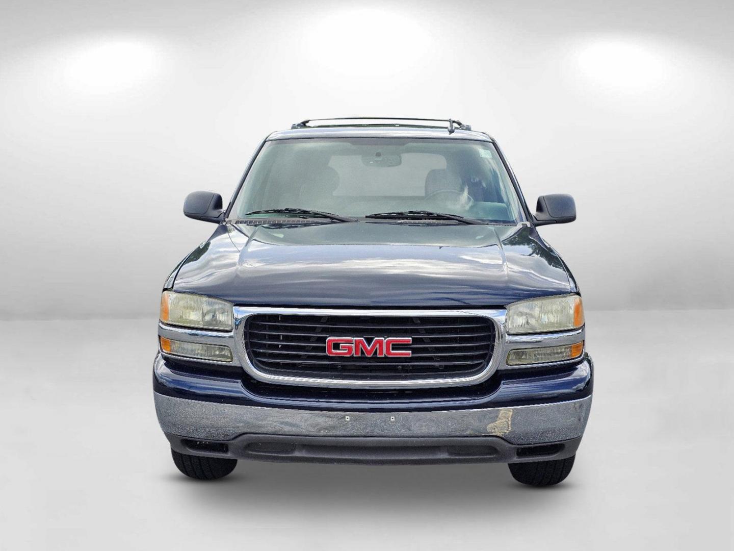 2006 Deep Blue Metallic /Pewter/Dark Pewter GMC Yukon SLT (1GKEC13T76R) with an Gas/Ethanol V8 5.3L/325 engine, 4-Speed Automatic w/OD transmission, located at 804 22nd Ave, Phenix City, AL, 36870, (334) 297-1860, 32.484749, -85.024475 - 2006 GMC Yukon SLT - Photo#3