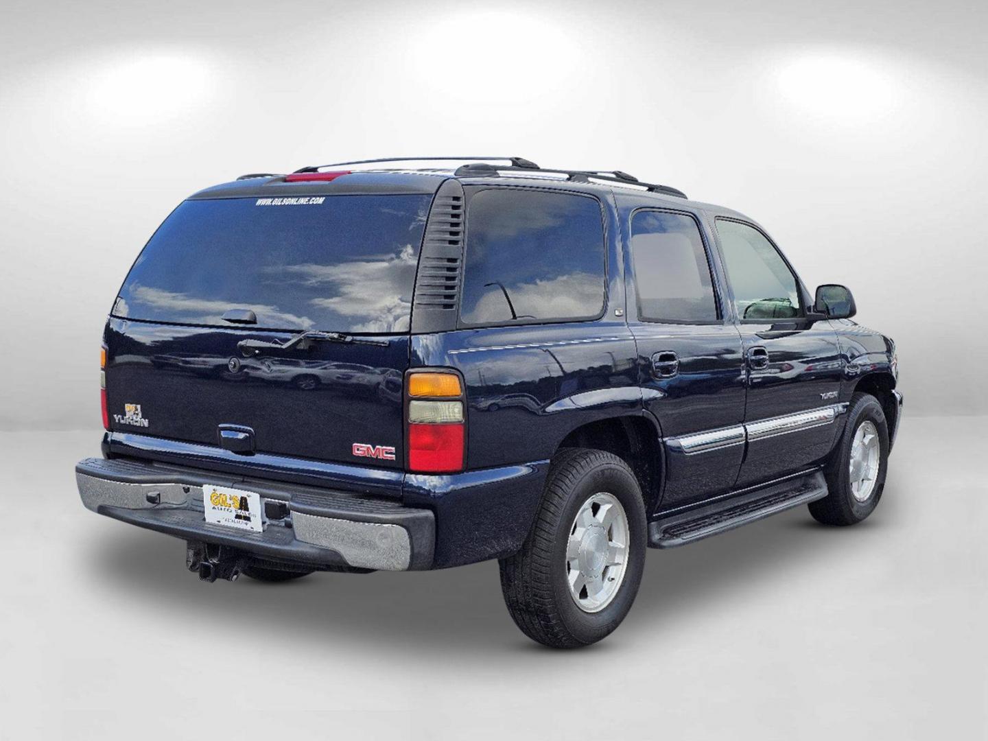 2006 Deep Blue Metallic /Pewter/Dark Pewter GMC Yukon SLT (1GKEC13T76R) with an Gas/Ethanol V8 5.3L/325 engine, 4-Speed Automatic w/OD transmission, located at 804 22nd Ave, Phenix City, AL, 36870, (334) 297-1860, 32.484749, -85.024475 - 2006 GMC Yukon SLT - Photo#6