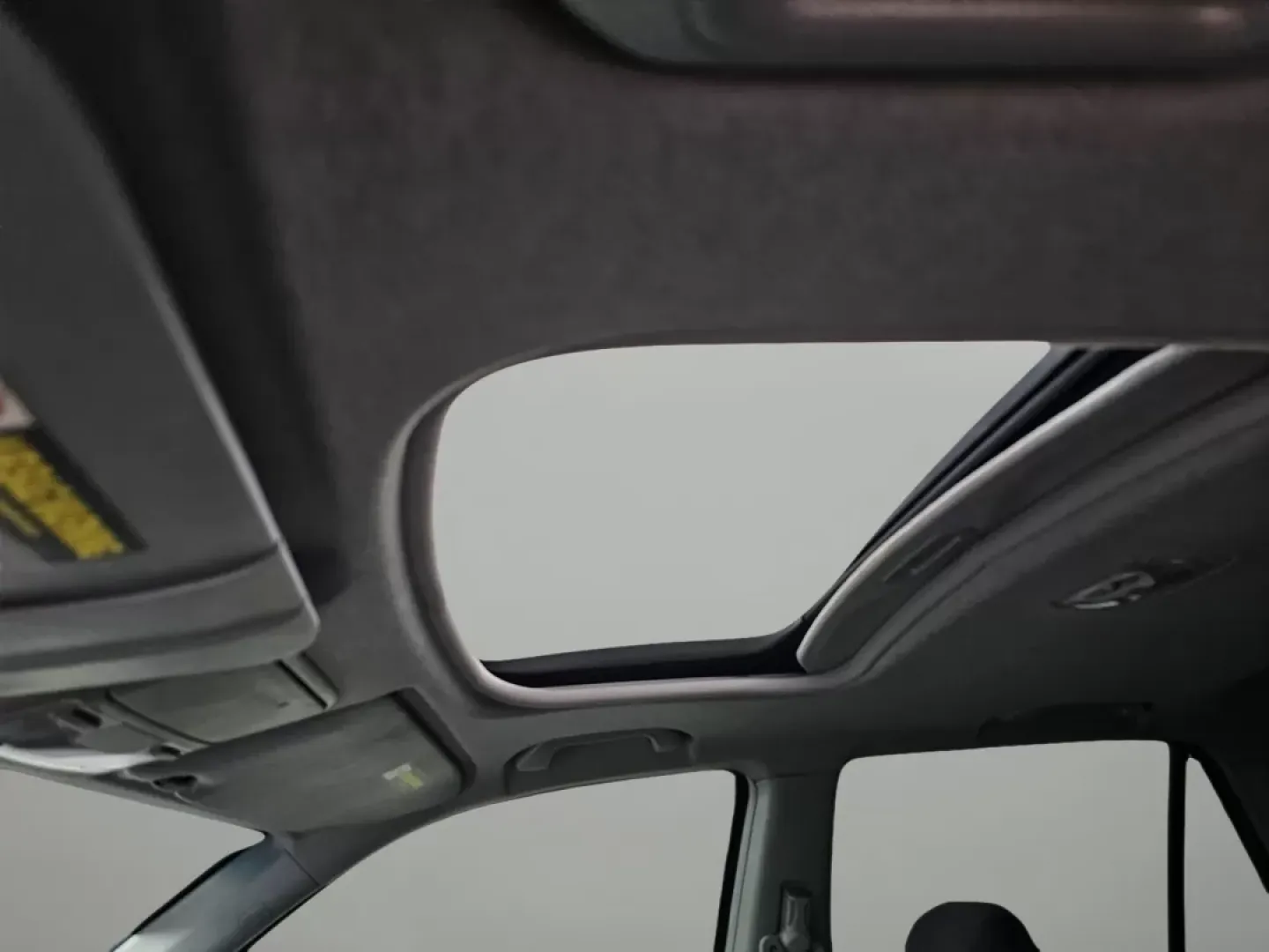 2006 Honda CR-V EX (JHLRD68836C) with an Other engine, located at 804 22nd Ave, Phenix City, AL, 36870, (334) 297-1860, 32.484749, -85.024475 - **Adventure Awaits: Your Ideal SUV for Family Outings and Weekend Getaways!**<br /> <br /> Ready to embark on your next adventure? Meet the 2006 Honda CR-V EX, an SUV that perfectly balances comfort, space, and efficiency-making it an ideal choice for growing families or anyone looking to enjoy life - Photo#10