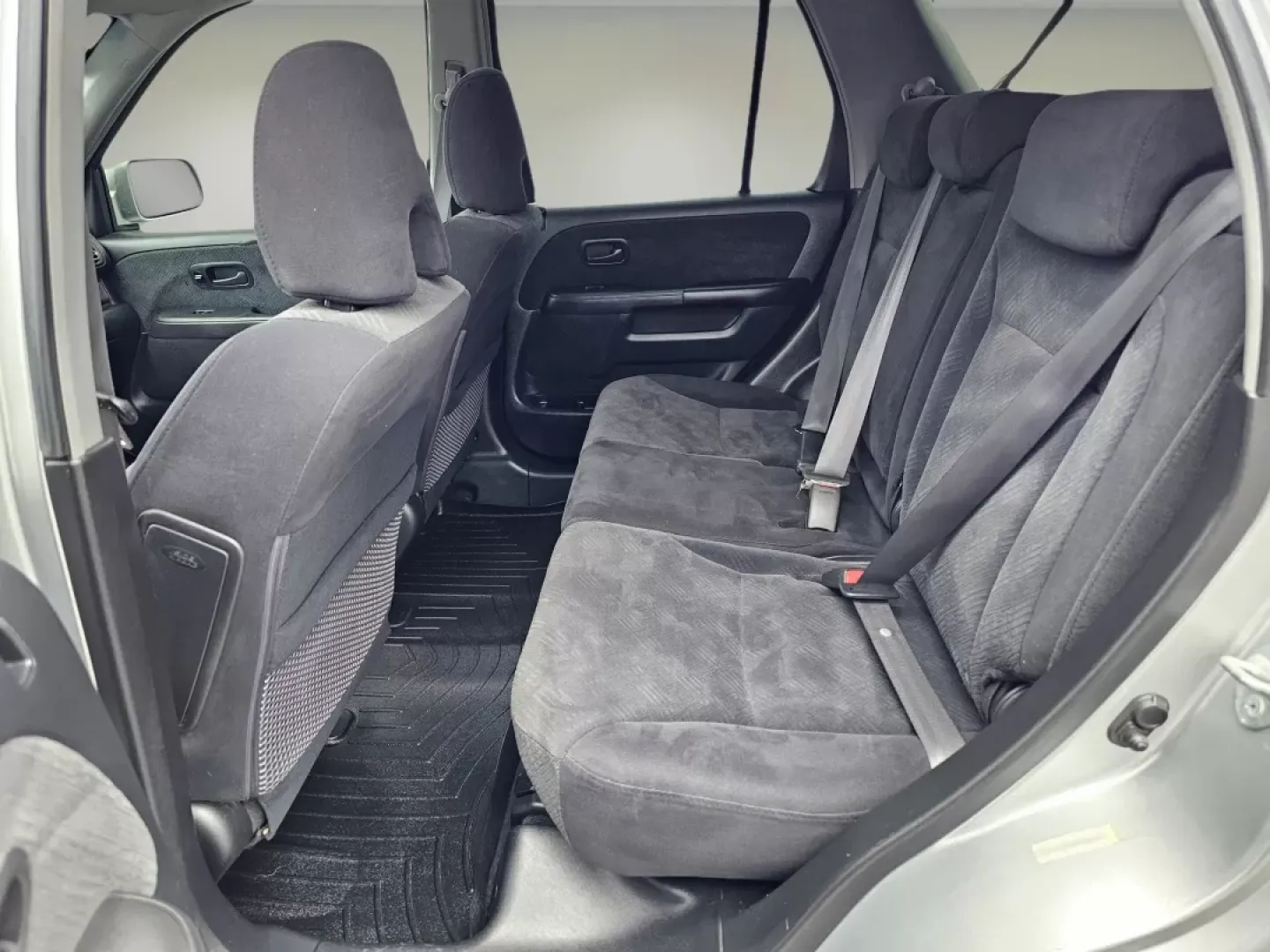 2006 Honda CR-V EX (JHLRD68836C) with an Other engine, located at 804 22nd Ave, Phenix City, AL, 36870, (334) 297-1860, 32.484749, -85.024475 - **Adventure Awaits: Your Ideal SUV for Family Outings and Weekend Getaways!**<br /> <br /> Ready to embark on your next adventure? Meet the 2006 Honda CR-V EX, an SUV that perfectly balances comfort, space, and efficiency-making it an ideal choice for growing families or anyone looking to enjoy life - Photo#14