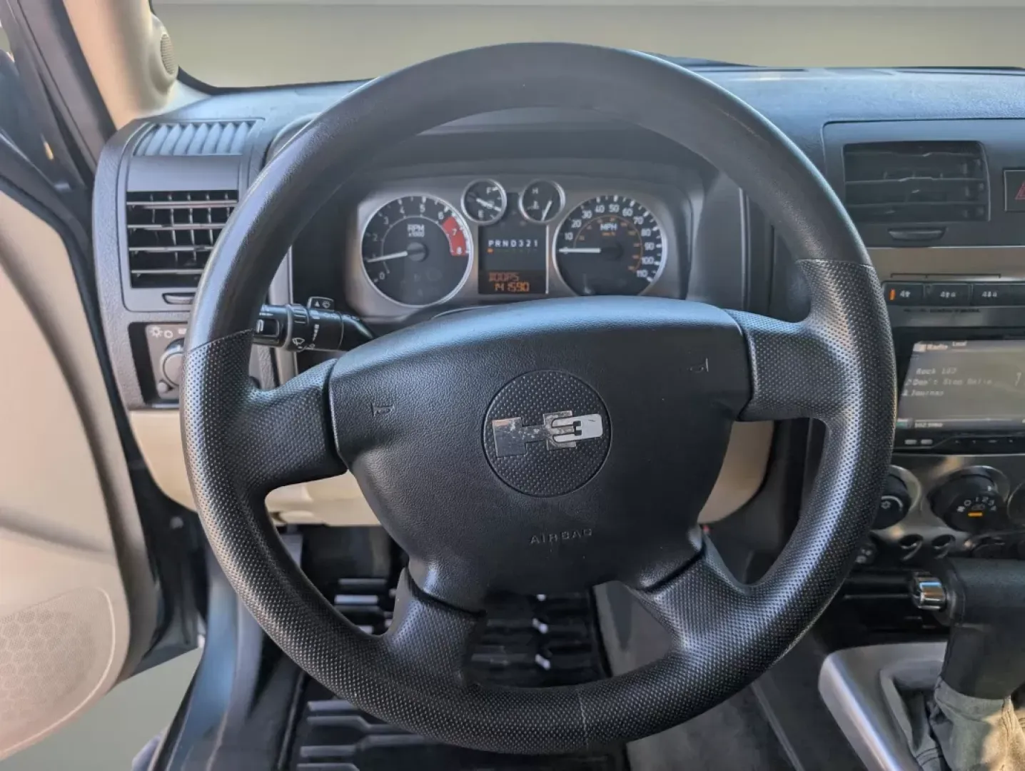 2006 /Light Cashmere Hummer H3 (5GTDN136668) with an Other engine, located at 3959 U.S. 80 W, Phenix City, AL, 36870, (334) 297-4885, 32.469296, -85.135185 - Discover adventure and versatility with this impressive 2006 Hummer H3, ideal for those who crave the great outdoors or need a reliable vehicle for family outings. Whether you're tackling rugged trails or cruising through Phenix City, AL, this capable SUV is perfect for weekend warriors and daily co - Photo#15