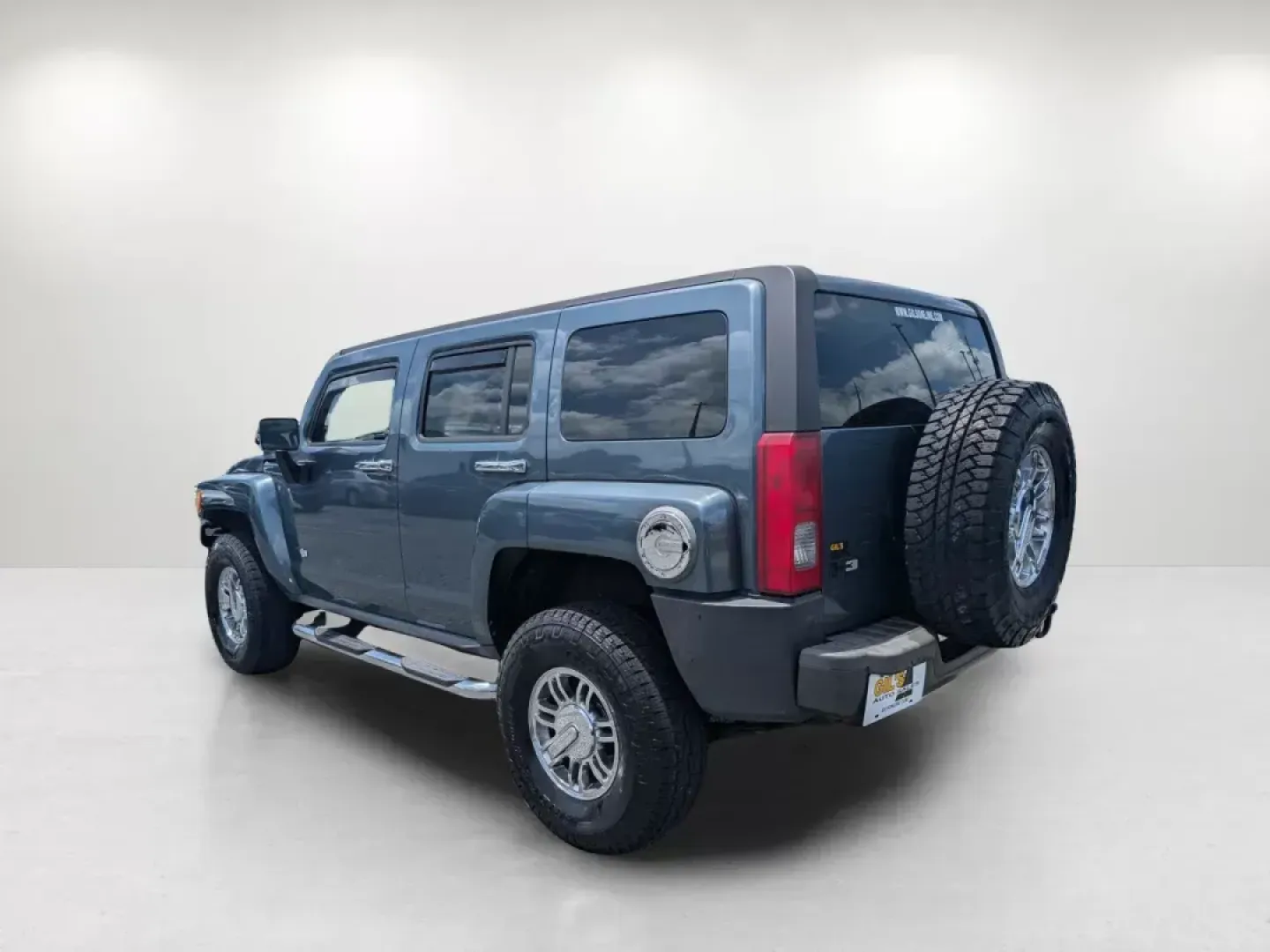 2006 /Ebony Hummer H3 (5GTDN136768) with an Other engine, located at 804 22nd Ave, Phenix City, AL, 36870, (334) 297-1860, 32.484749, -85.024475 - **Conquer the Open Road with the 2006 Hummer H3 Your Adventure Awaits!**<br /> <br /> Are you ready to take on your next adventure? Whether you're exploring off the beaten path or cruising around Phenix City, AL, the 2006 Hummer H3 is the ideal SUV for those who crave excitement! With its robust 4W - Photo#6
