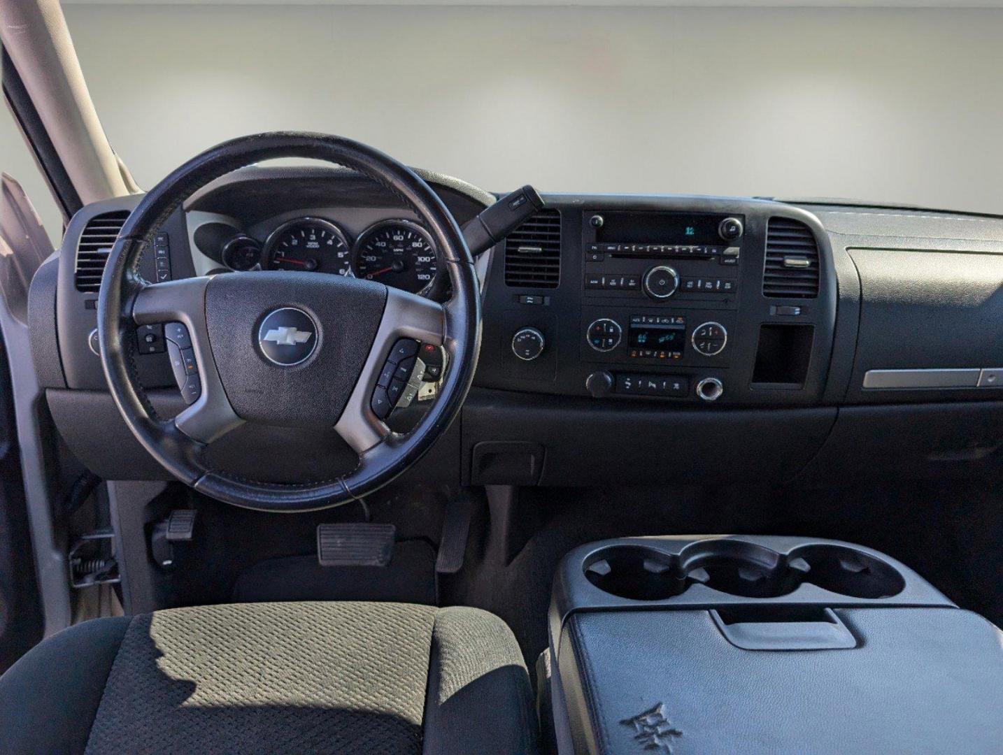 2007 /Ebony Chevrolet Silverado 1500 LT w/1LT (2GCEK13M371) with an Gas V8 5.3L/323 engine, 4-Speed Automatic w/OD transmission, located at 3959 U.S. 80 W, Phenix City, AL, 36870, (334) 297-4885, 32.469296, -85.135185 - 2007 Chevrolet Silverado 1500 LT w/1LT - Photo#12