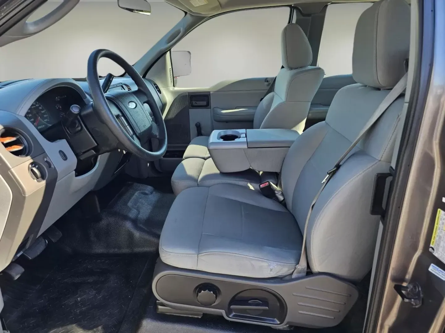 2007 Ford F-150 (1FTRX12W67F) with an Other engine, located at 521 Old Farm Lane Rd, Prattville, AL, 36066, (334) 325-1505, 32.482460, -86.416367 - **Experience the Thrill of Adventure with a 2007 Ford F-150 at Gils Auto - Prattville!**<br /> <br /> Are you ready to embrace the open road and elevate your lifestyle? Whether you're taking the family on a weekend getaway, tackling a home improvement project, or navigating your daily commute, this - Photo#9