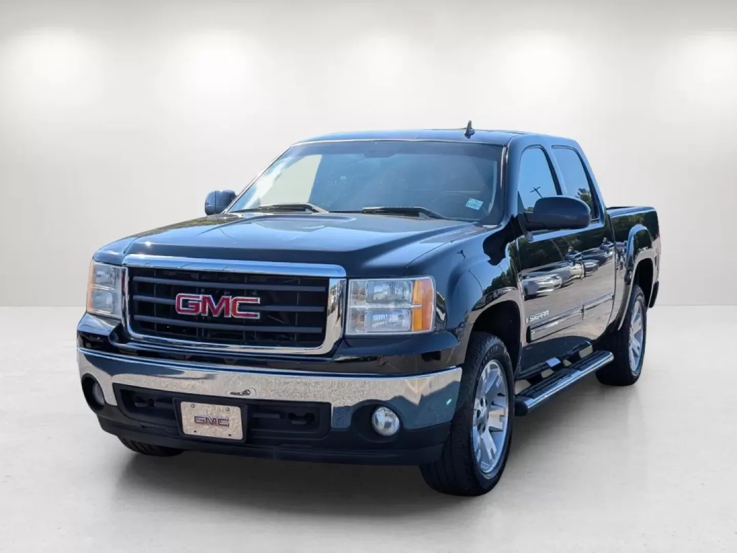 2007 /Ebony GMC Sierra 1500 SLT (3GTEC13J47G) with an Other engine, located at 3959 U.S. 80 W, Phenix City, AL, 36870, (334) 297-4885, 32.469296, -85.135185 - **Unleash Your Adventurous Spirit with the 2007 GMC Sierra 1500 SLT**<br /> <br /> Are you ready to elevate your lifestyle with a vehicle that effortlessly blends utility and comfort? The 2007 GMC Sierra 1500 SLT is here to cater to your adventurous spirit, perfect for everything from weekend getawa - Photo#1