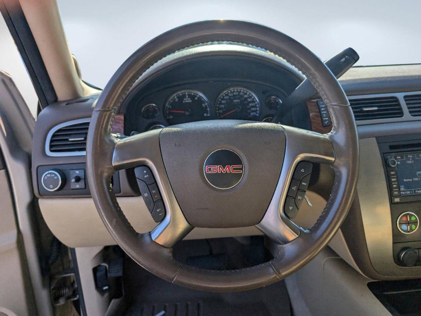 2007 /Light Tan GMC Yukon SLT (1GKFC13037R) with an Gas/Ethanol V8 5.3L/325 engine, 4-Speed Automatic w/OD transmission, located at 5115 14th Ave., Columbus, GA, 31904, (706) 323-0345, 32.511494, -84.971046 - 2007 GMC Yukon SLT - Photo#15