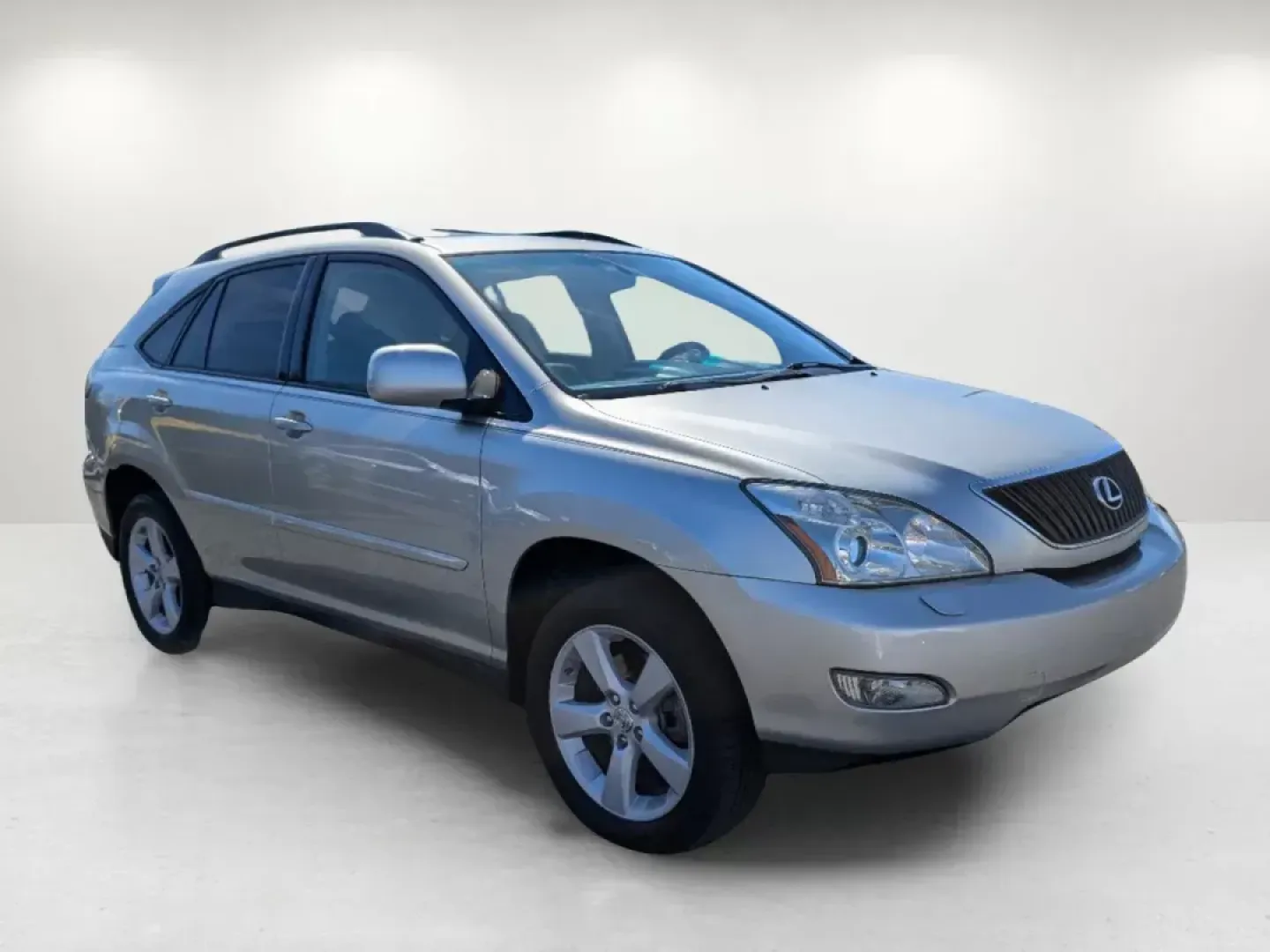2007 Lexus RX 350 (2T2HK31U07C) with an Other engine, located at 7000 Northlake Connector, Columbus, GA, 31904, (706) 987-8085, 32.524975, -84.978134 - **Discover the Perfect Blend of Luxury and Reliability with Our 2007 Lexus RX 350 Your Next Adventure Awaits!**<br /> <br /> Are you seeking a stylish, reliable SUV that fits seamlessly into your active lifestyle? Look no further than this stunning **2007 Lexus RX 350**, located at **Gils Auto** in - Photo#3