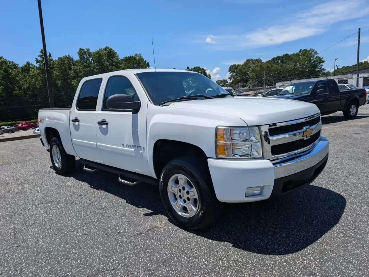 2008 /Ebony Chevrolet Silverado 1500 LT w/1LT (3GCEK13J58G) with an Other engine, located at 7000 Northlake Connector, Columbus, GA, 31904, (706) 987-8085, 32.524975, -84.978134 - **Adventure Awaits with the 2008 Chevrolet Silverado 1500 LT at Gils Auto - Columbus #2!**<br /> <br /> If you're seeking a reliable companion for family outings, weekend adventures, or even your daily commutes, look no further than this stunning 2008 Chevrolet Silverado 1500 LT, now available at Gi - Photo#2