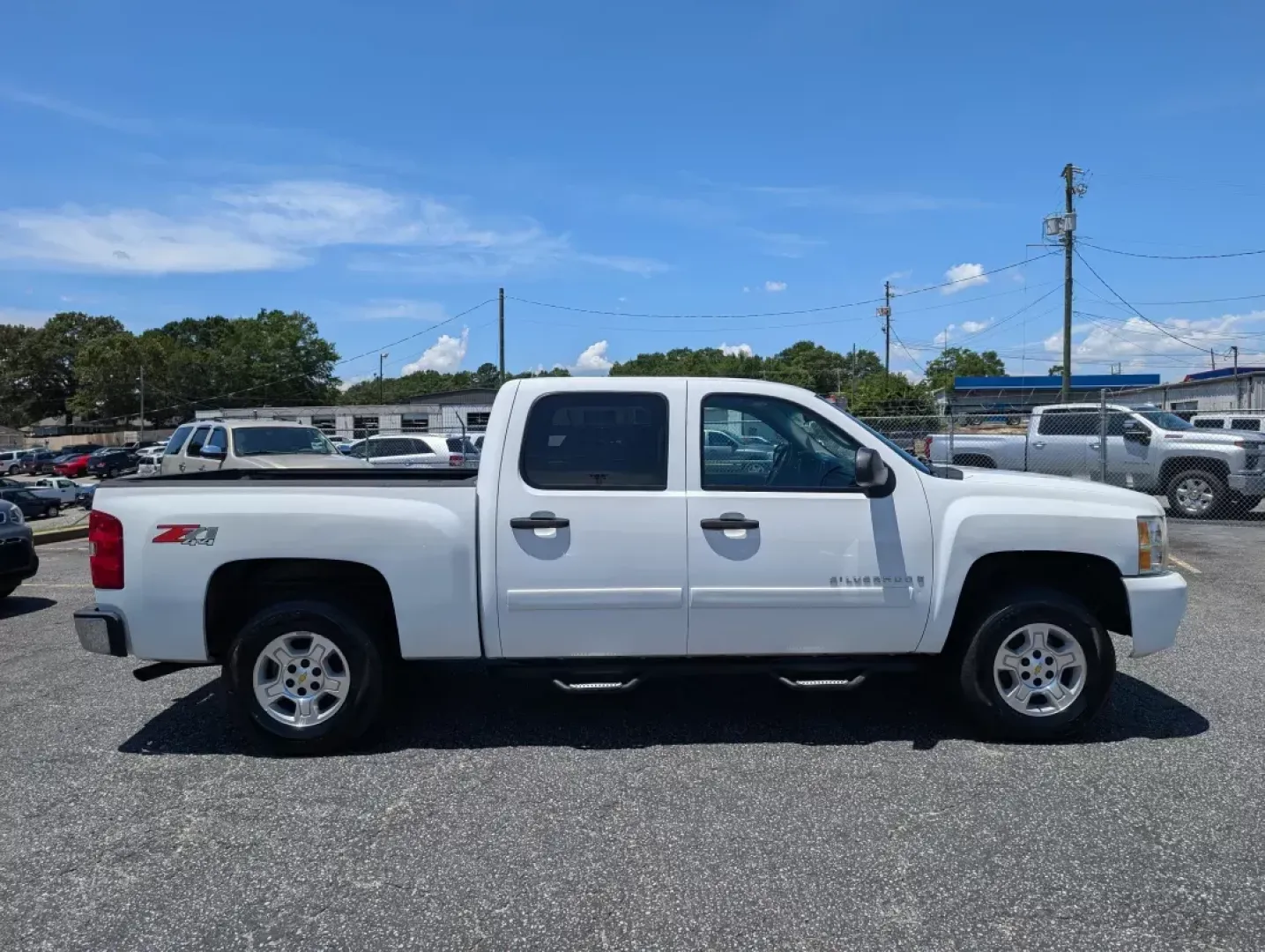 2008 /Ebony Chevrolet Silverado 1500 LT w/1LT (3GCEK13J58G) with an Other engine, located at 7000 Northlake Connector, Columbus, GA, 31904, (706) 987-8085, 32.524975, -84.978134 - **Adventure Awaits with the 2008 Chevrolet Silverado 1500 LT at Gils Auto - Columbus #2!**<br /> <br /> If you're seeking a reliable companion for family outings, weekend adventures, or even your daily commutes, look no further than this stunning 2008 Chevrolet Silverado 1500 LT, now available at Gi - Photo#3