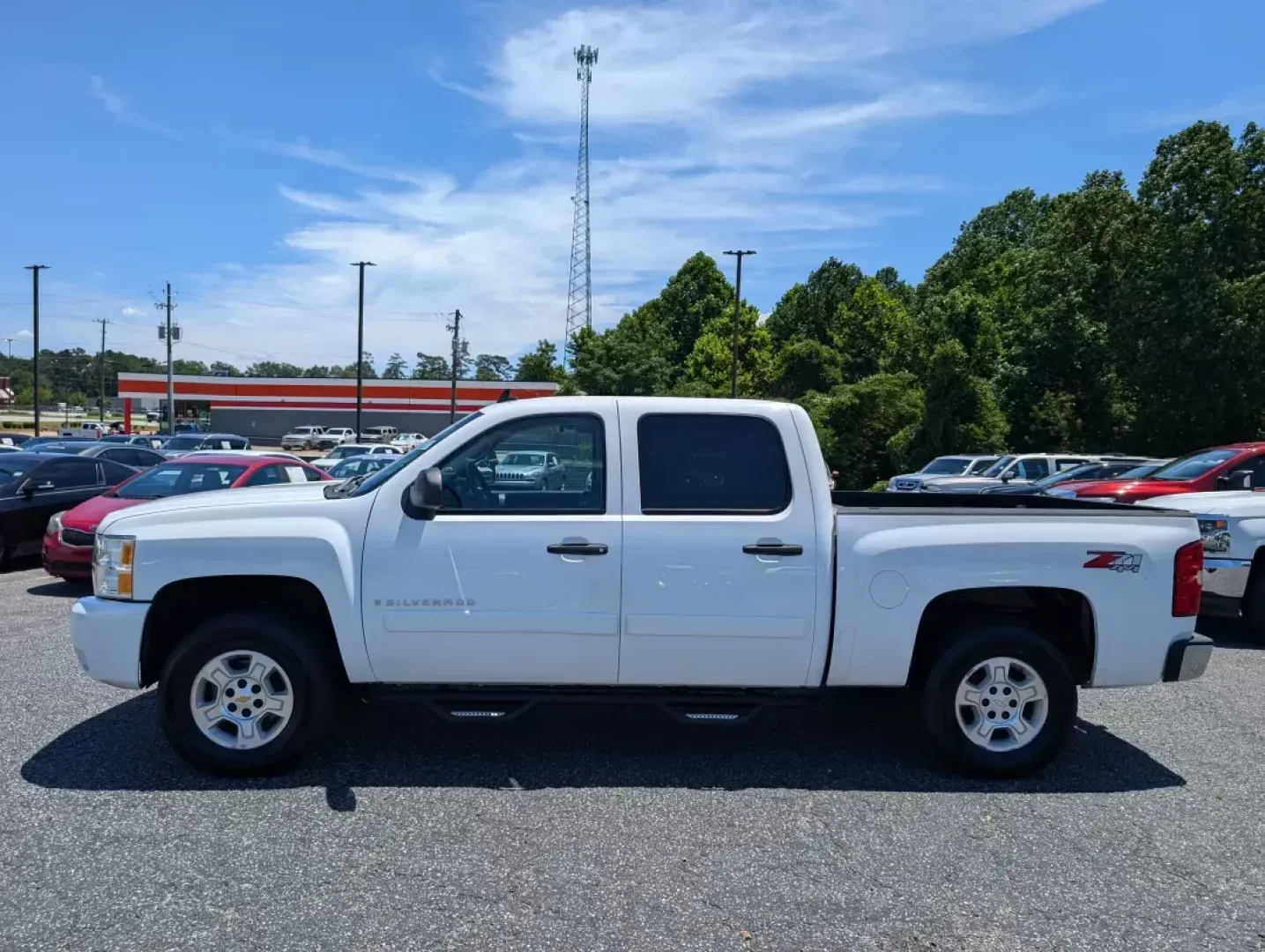 2008 /Ebony Chevrolet Silverado 1500 LT w/1LT (3GCEK13J58G) with an Other engine, located at 7000 Northlake Connector, Columbus, GA, 31904, (706) 987-8085, 32.524975, -84.978134 - **Adventure Awaits with the 2008 Chevrolet Silverado 1500 LT at Gils Auto - Columbus #2!**<br /> <br /> If you're seeking a reliable companion for family outings, weekend adventures, or even your daily commutes, look no further than this stunning 2008 Chevrolet Silverado 1500 LT, now available at Gi - Photo#7