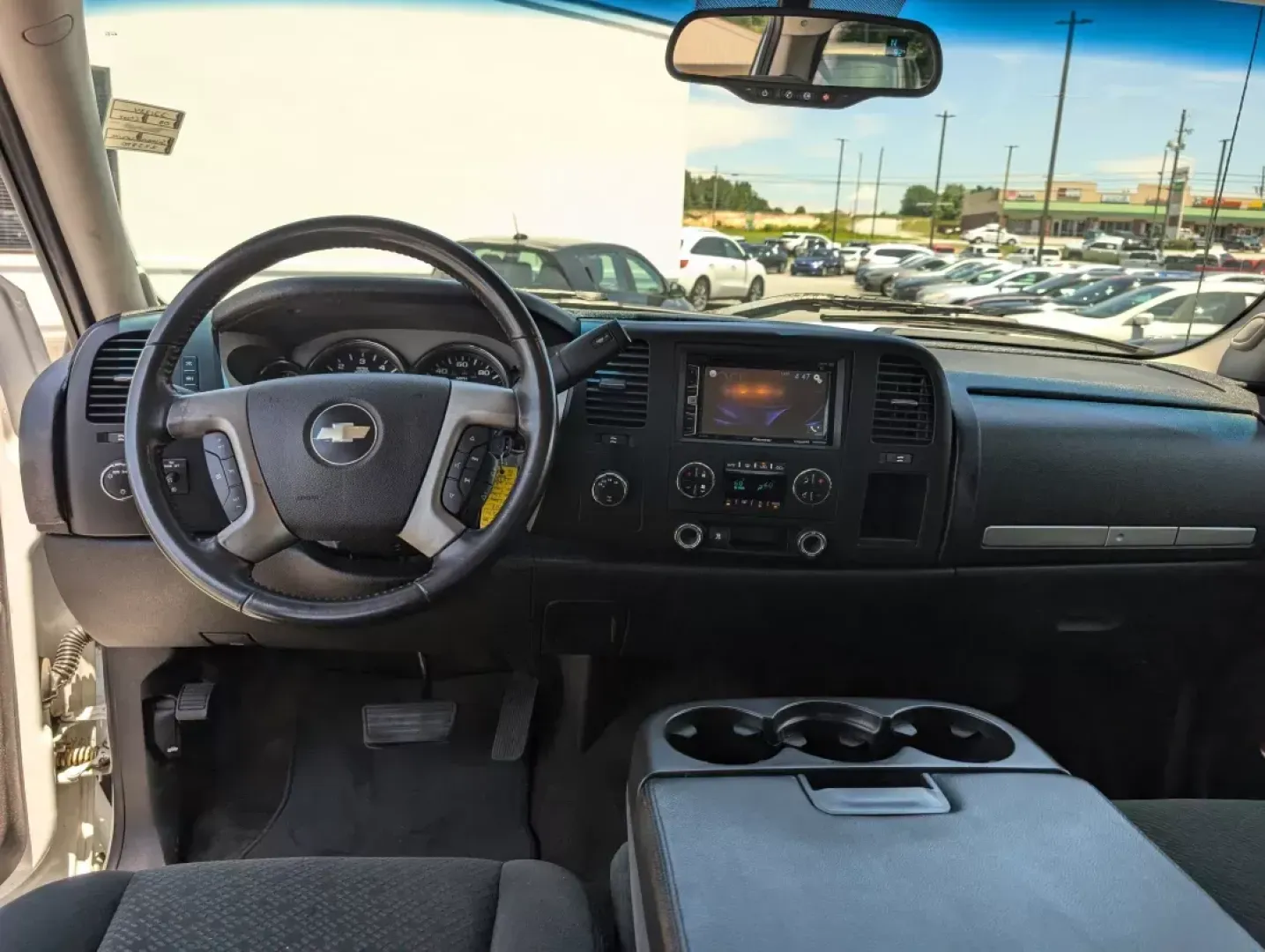 2008 /Ebony Chevrolet Silverado 1500 LT w/1LT (3GCEK13J58G) with an Other engine, located at 7000 Northlake Connector, Columbus, GA, 31904, (706) 987-8085, 32.524975, -84.978134 - **Adventure Awaits with the 2008 Chevrolet Silverado 1500 LT at Gils Auto - Columbus #2!**<br /> <br /> If you're seeking a reliable companion for family outings, weekend adventures, or even your daily commutes, look no further than this stunning 2008 Chevrolet Silverado 1500 LT, now available at Gi - Photo#12