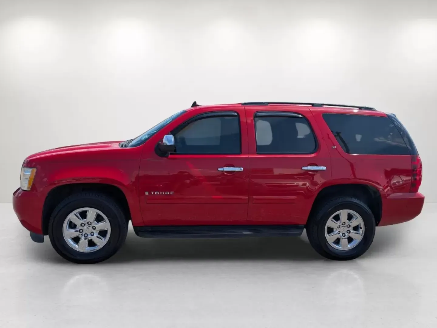 2008 /Ebony Chevrolet Tahoe LT w/1LT (1GNFC13J28R) with an Other engine, located at 5115 14th Ave., Columbus, GA, 31904, (706) 323-0345, 32.511494, -84.971046 - **Explore Your Next Adventure with the 2008 Chevrolet Tahoe LT at Gils Auto!**<br /> <br /> Are you ready to elevate your family outings, weekend getaways, or daily commutes? The 2008 Chevrolet Tahoe LT is not just a vehicle; it's a lifestyle companion designed for those who crave adventure and comf - Photo#7