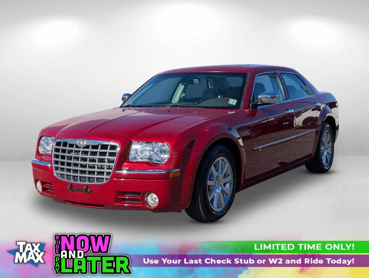 2008 /Dk Khaki/Lt Gray Chrysler 300 C Hemi (2C3KA63H98H) with an Gas V8 5.7L/345 engine, 5-Speed Automatic transmission, located at 1430 Gateway Drive, Opelika, AL, 36801, (334) 239-0944, 32.637871, -85.409790 - 2008 Chrysler 300 C Hemi - Photo#0