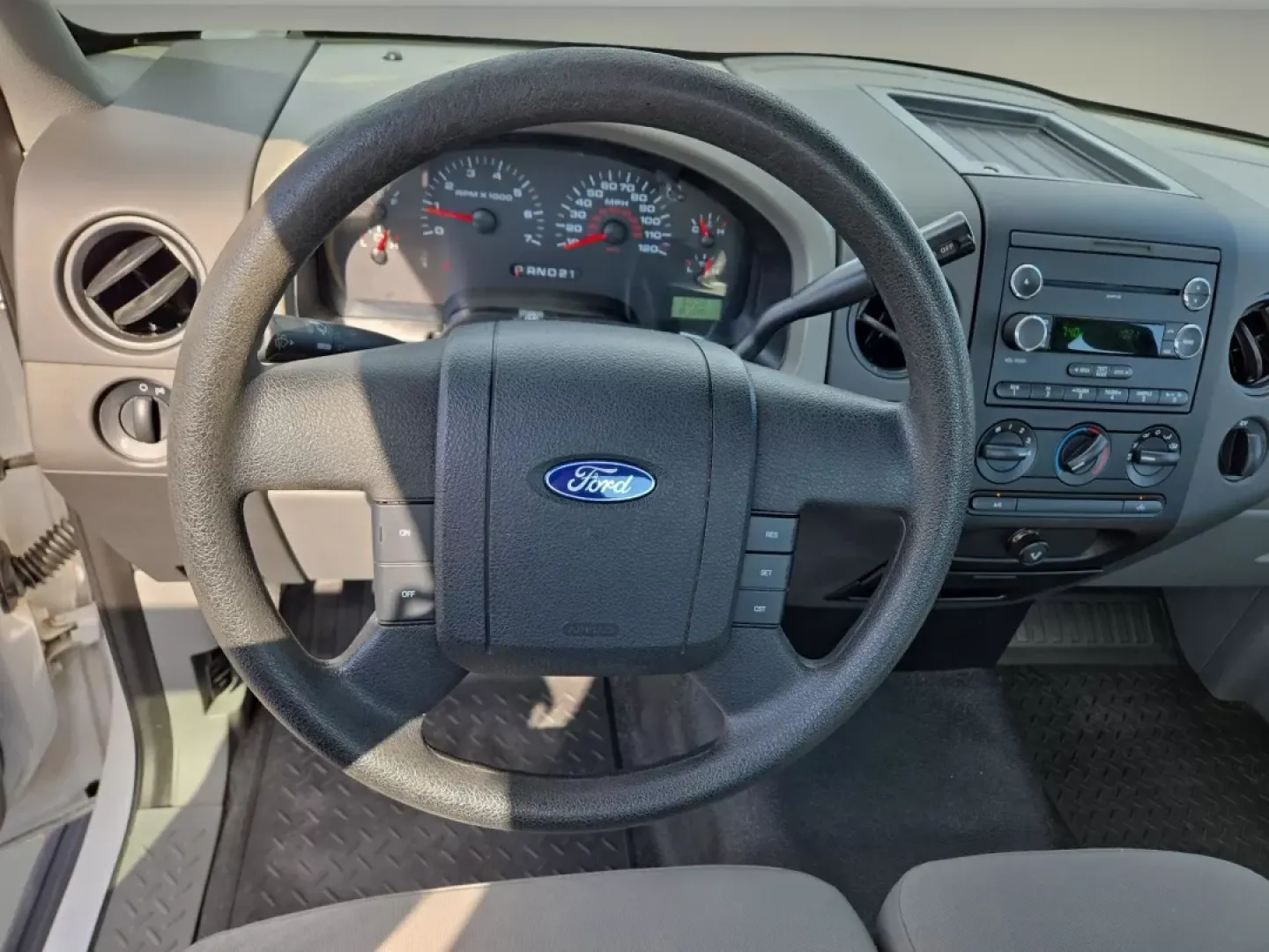 2008 Ford F-150 XL (1FTRF12W88K) with an Other engine, located at 521 Old Farm Lane Rd, Prattville, AL, 36066, (334) 325-1505, 32.482460, -86.416367 - **Unleash Your Adventure with the 2008 Ford F-150-The Ideal Pickup for Your Lifestyle!**<br /> <br /> Are you ready to elevate your daily commute or weekend adventures? The 2008 Ford F-150 is the perfect companion for anyone seeking a reliable vehicle that can handle both work and play. Whether you' - Photo#15