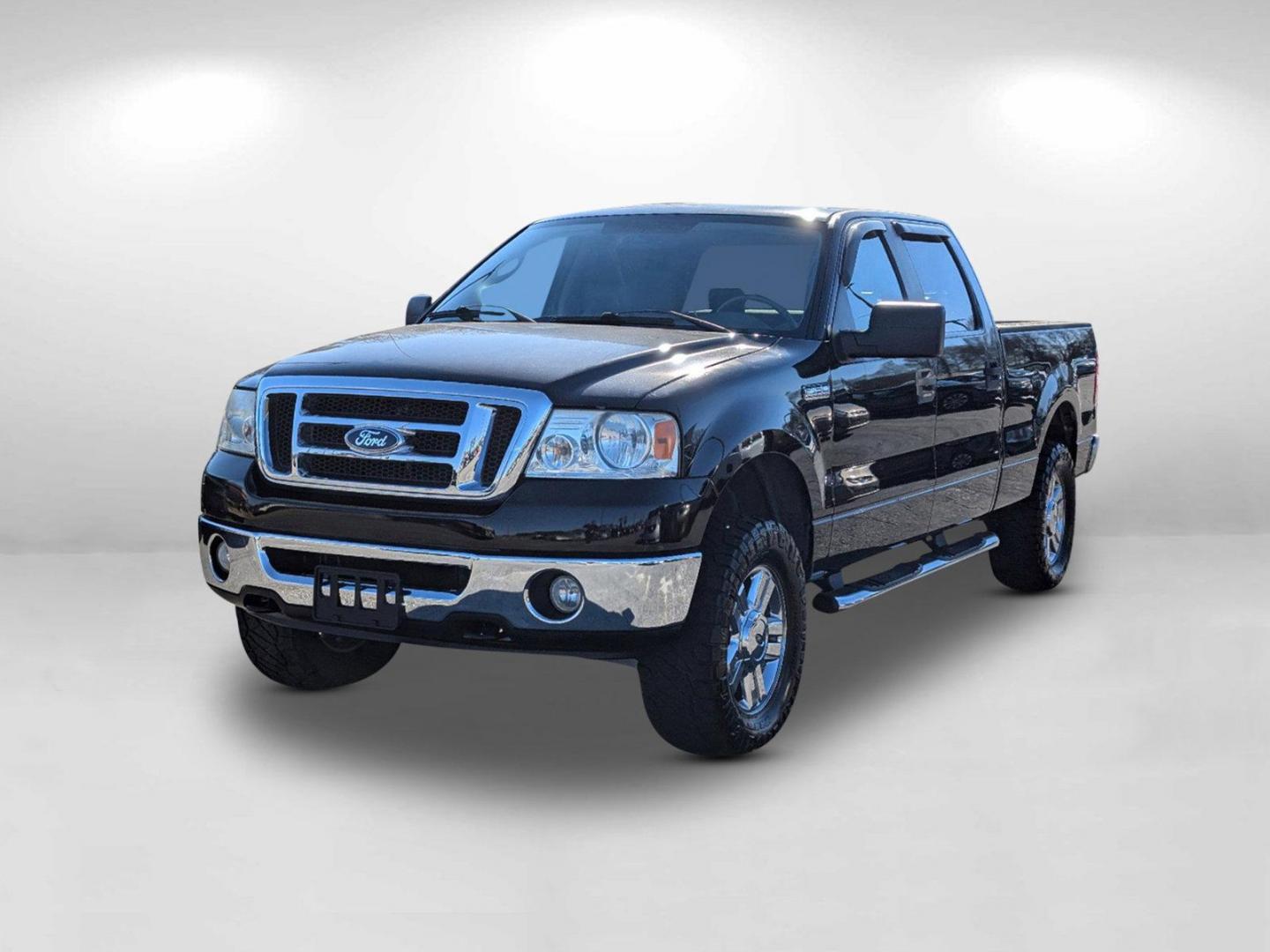 2008 Ford F-150 XLT (1FTPW14V48F) with an Gas/Ethanol V8 5.4L/330 engine, 4-Speed Automatic w/OD transmission, located at 3959 U.S. 80 W, Phenix City, AL, 36870, (334) 297-4885, 32.469296, -85.135185 - 2008 Ford F-150 XLT - Photo#4