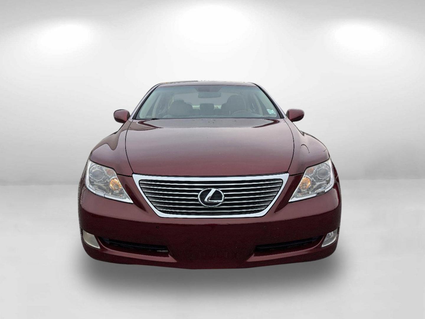 2008 Lexus LS 460 (JTHBL46F685) with an Gas V8 4.6L/281 engine, 8-Speed Automatic w/OD transmission, located at 521 Old Farm Lane Rd, Prattville, AL, 36066, (334) 325-1505, 32.482460, -86.416367 - 2008 Lexus LS 460 - Photo#2