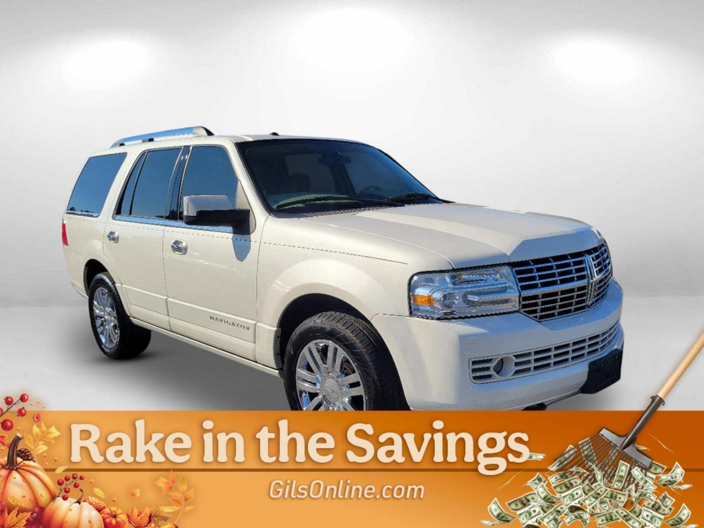 2008 White Lincoln Navigator (5LMFU27558L) with an Gas V8 5.4L/330 engine, 6-Speed Automatic w/OD transmission, located at 804 22nd Ave, Phenix City, AL, 36870, (334) 297-1860, 32.484749, -85.024475 - 2008 Lincoln Navigator - Photo#2