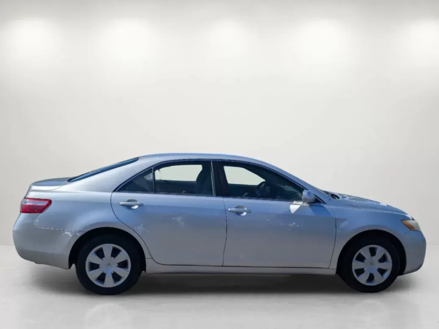 2008 Toyota Camry LE (4T1BE46KX8U) with an Other engine, located at 521 Old Farm Lane Rd, Prattville, AL, 36066, (334) 325-1505, 32.482460, -86.416367 - Experience the freedom of the open road with the 2008 Toyota Camry LE, available now at Gils Auto in Prattville, AL. This dependable sedan is perfect for budget-conscious buyers seeking a reliable vehicle for daily commutes, family outings, or weekend adventures. With its spacious interior and impre - Photo#3