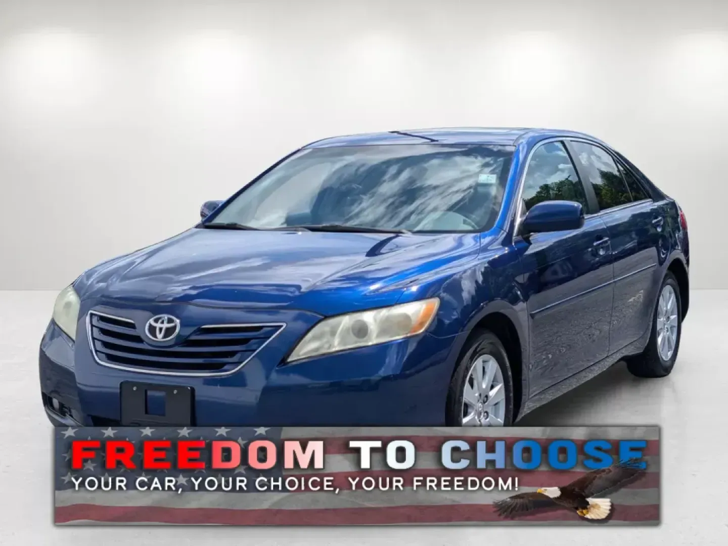 2008 Toyota Camry XLE (4T1BE46K28U) with an Gas I4 2.4L/144 engine, 5-Speed Automatic w/OD transmission, located at 804 22nd Ave, Phenix City, AL, 36870, (334) 297-1860, 32.484749, -85.024475 - **Drive into Adventure with the 2008 Toyota Camry XLE Perfect for Your Next Journey!**<br /> <br /> Are you searching for a reliable vehicle that effortlessly balances style, comfort, and performance? Look no further than the stunning **2008 Toyota Camry XLE**, available now at **Gils Auto - Phenix - Photo#0
