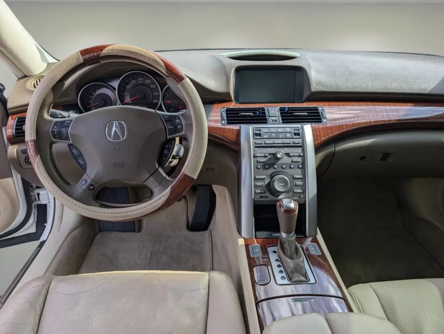 2009 Acura RL Tech Pkg (JH4KB266X9C) with an Other engine, located at 804 22nd Ave, Phenix City, AL, 36870, (334) 297-1860, 32.484749, -85.024475 - **Experience Luxury and Reliability with this 2009 Acura RL at Gils Auto - Prattville!**<br /> <br /> Are you in search of a reliable vehicle that combines luxury with performance? Look no further! Perfect for both daily commutes and weekend getaways, this stunning 2009 Acura RL is an ideal choice f - Photo#11