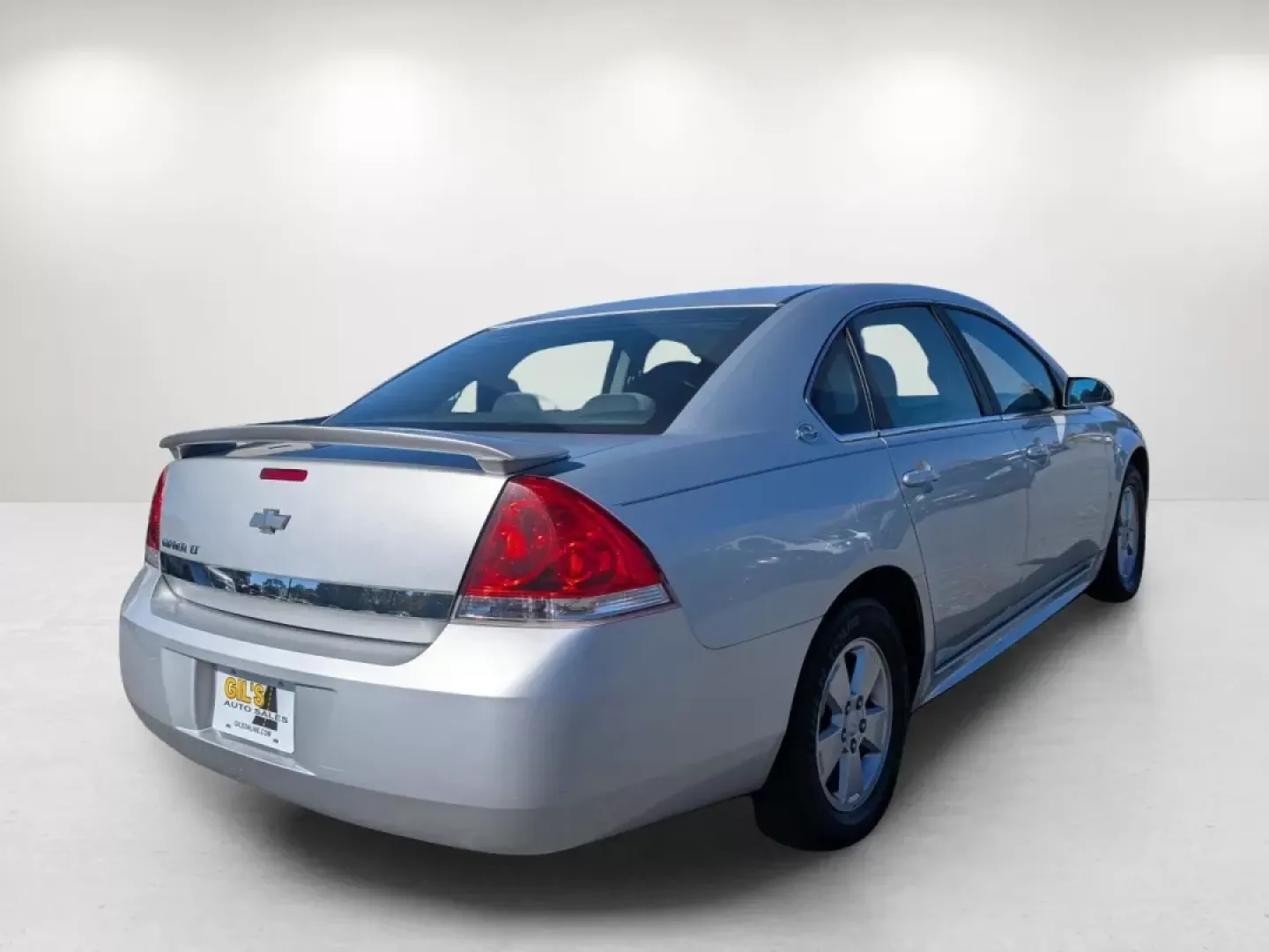 2009 /Ebony Chevrolet Impala 3.5L LT (2G1WT57N991) with an Other engine, located at 3959 U.S. 80 W, Phenix City, AL, 36870, (334) 297-4885, 32.469296, -85.135185 - Elevate your daily commute or family road trips with the 2009 Chevrolet Impala LT-a perfect balance of comfort, reliability, and style. This sedan is not just a car; it's your ticket to enjoyable journeys, whether you're navigating the busy streets of Prattville or exploring the scenic routes of Ala - Photo#5