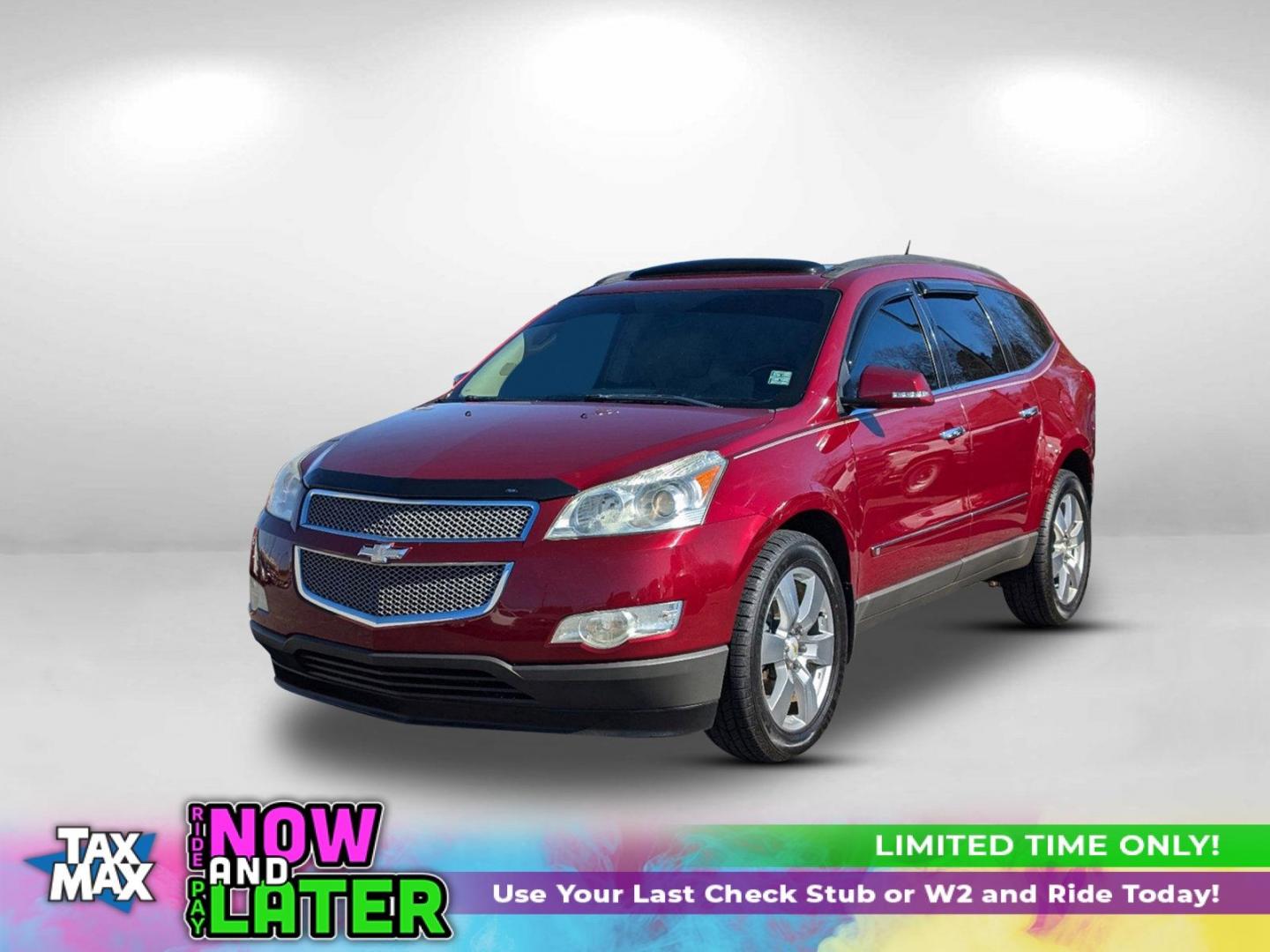 2009 /Cashmere/Ebony Chevrolet Traverse LTZ (1GNER33DX9S) with an Gas V6 3.6L/220 engine, 6-Speed Automatic transmission, located at 1430 Gateway Drive, Opelika, AL, 36801, (334) 239-0944, 32.637871, -85.409790 - 2009 Chevrolet Traverse LTZ - Photo#0