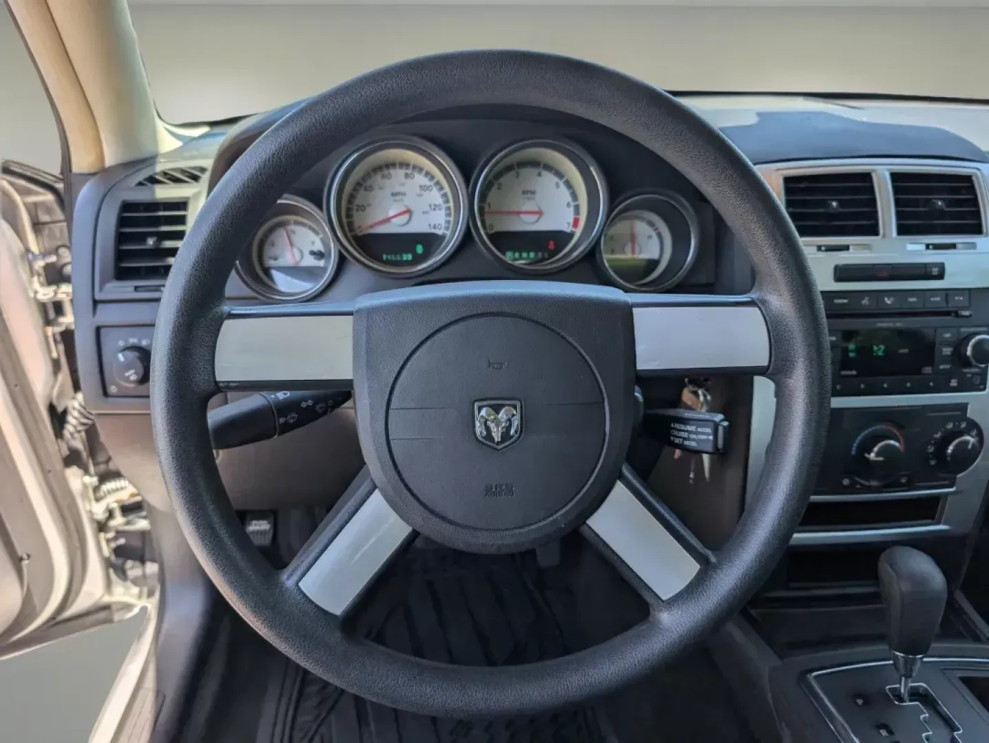 2009 /Dark Slate Gray Dodge Charger SXT (2B3KA33V09H) with an HO Gas V6 3.5L/215 engine, 4-Speed Automatic transmission, located at 7000 Northlake Connector, Columbus, GA, 31904, (706) 987-8085, 32.524975, -84.978134 - 2009 Dodge Charger SXT - Photo#15