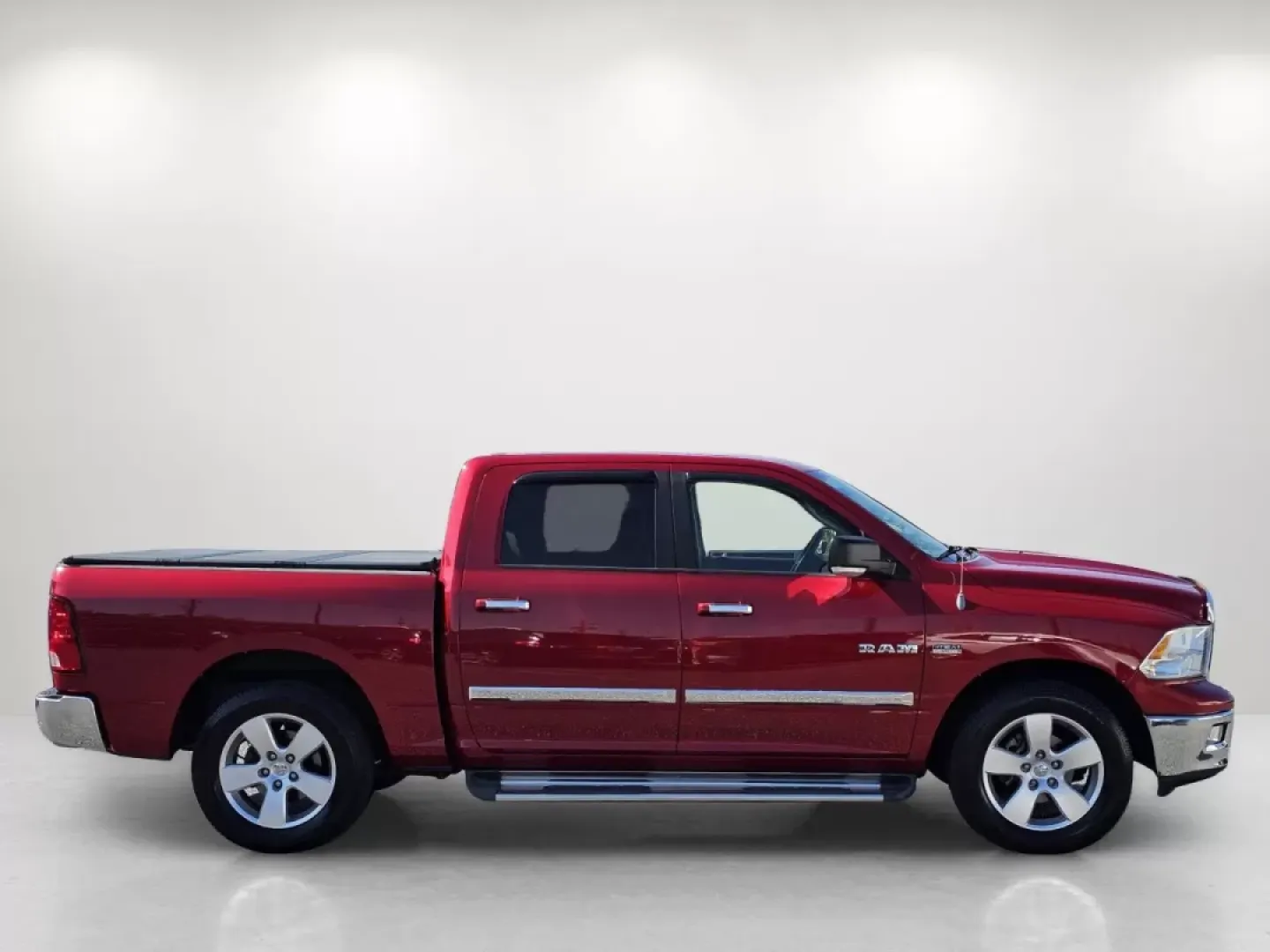 2009 /Light pebble beige Dodge Ram 1500 SLT (1D3HB13TX9S) with an Other engine, located at 3959 U.S. 80 W, Phenix City, AL, 36870, (334) 297-4885, 32.469296, -85.135185 - **Your Adventure Awaits with the 2009 Dodge Ram 1500 SLT at Gils Auto - Phenix City!**<br /> <br /> Are you ready to elevate your lifestyle? Imagine hitting the open road with friends or family, ready for a weekend adventure, or tackling your daily commute with style and confidence. The 2009 Dodge R - Photo#4