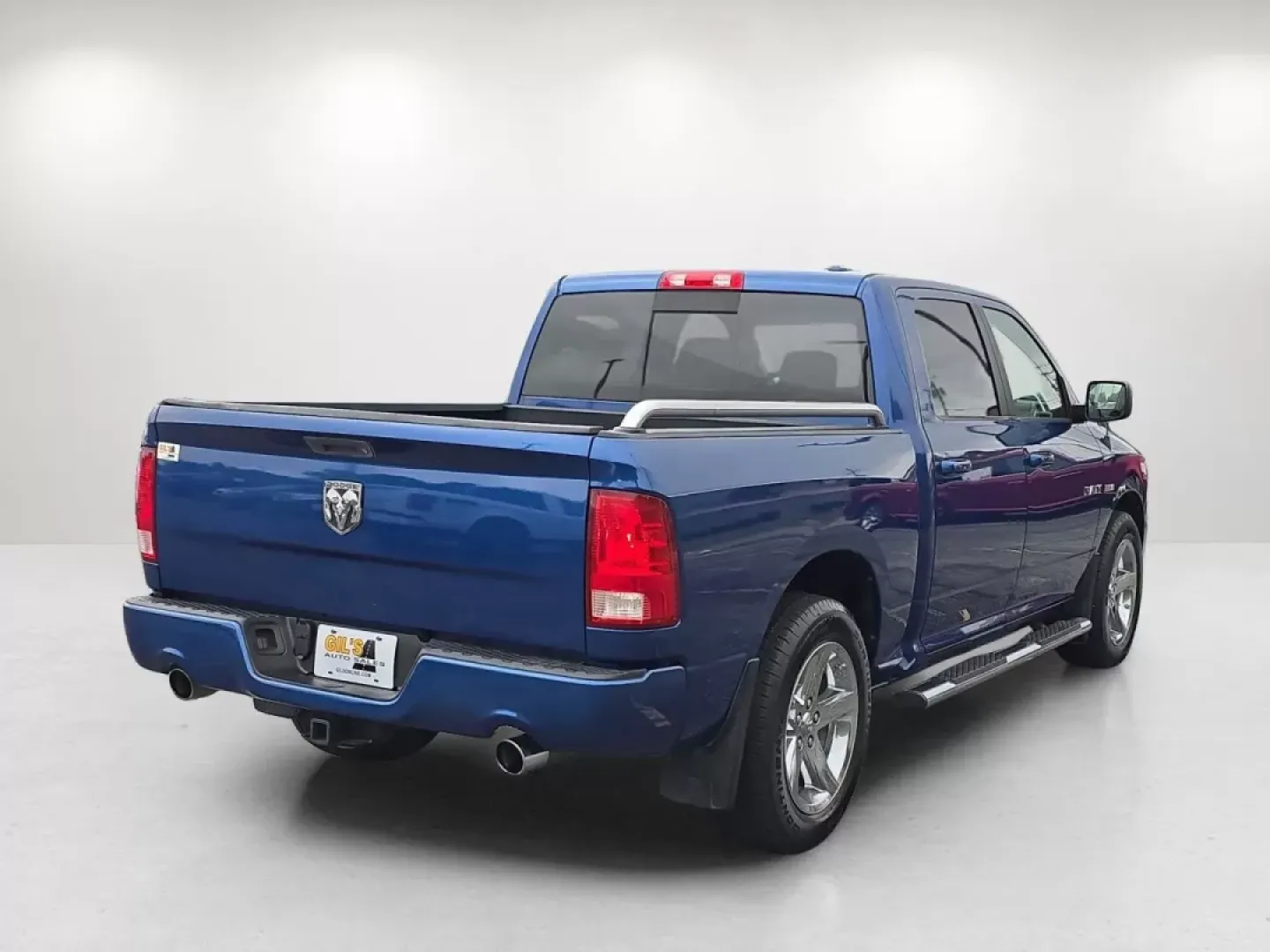 2009 /Dark slate gray Dodge Ram 1500 Sport (1D3HB13T29J) with an Other engine, located at 3959 U.S. 80 W, Phenix City, AL, 36870, (334) 297-4885, 32.469296, -85.135185 - **Unleash Adventure with the 2009 Dodge Ram 1500 at Gils Auto - Your Buy Here Pay Here Dealer in Phenix City, AL!**<br /> <br /> Are you ready to elevate your daily commute or weekend adventures? The 2009 Dodge Ram 1500 Sport is a powerful companion that perfectly balances utility and comfort. Wheth - Photo#4