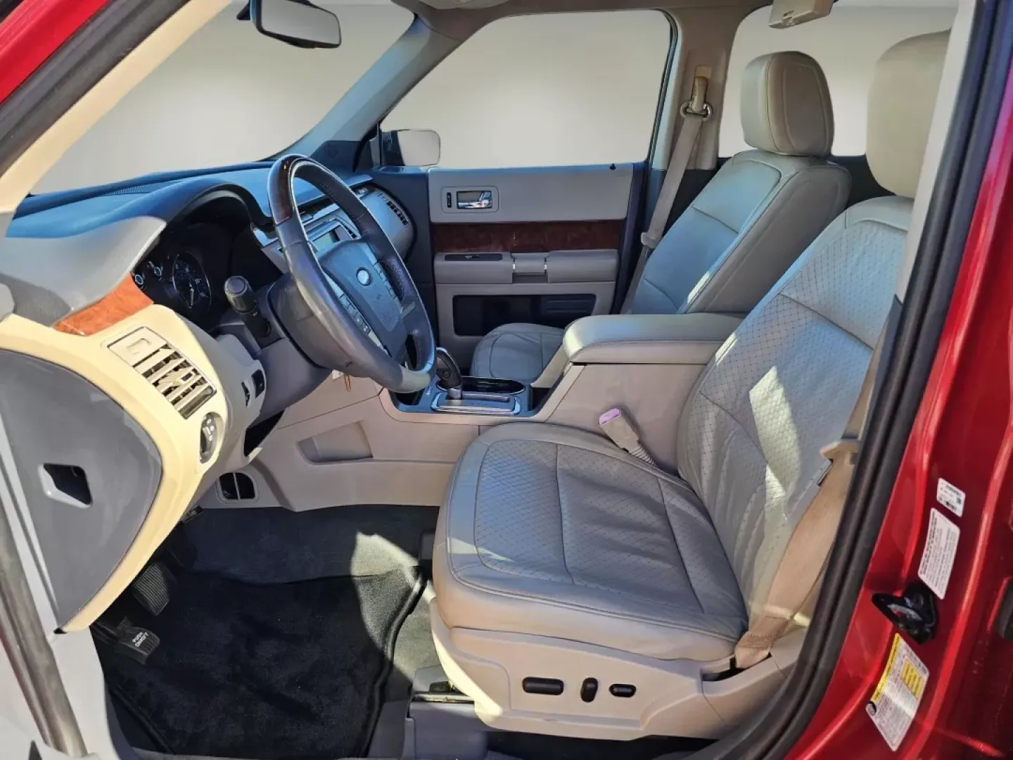 2009 Ford Flex Limited (2FMDK53C69B) with an Other engine, located at 804 22nd Ave, Phenix City, AL, 36870, (334) 297-1860, 32.484749, -85.024475 - **Unleash Your Adventurous Spirit with the 2009 Ford Flex Limited Perfect for Every Family Outing!**<br /> <br /> Are you ready to elevate your family adventures? The 2009 Ford Flex Limited is here to make every road trip a memorable experience. Whether you're navigating the streets of Phenix City - Photo#9