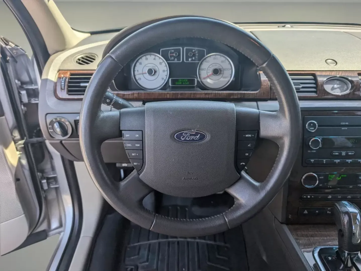 2009 Ford Taurus Limited (1FAHP25W19G) with an Other engine, located at 3959 U.S. 80 W, Phenix City, AL, 36870, (334) 297-4885, 32.469296, -85.135185 - **Discover the Perfect Family Sedan: 2009 Ford Taurus Limited at Gils Auto in Phenix City, AL**<br /> <br /> Are you searching for a vehicle that expertly balances comfort, reliability, and affordability? Look no further than this stunning 2009 Ford Taurus Limited, available at Gils Auto, your trust - Photo#15