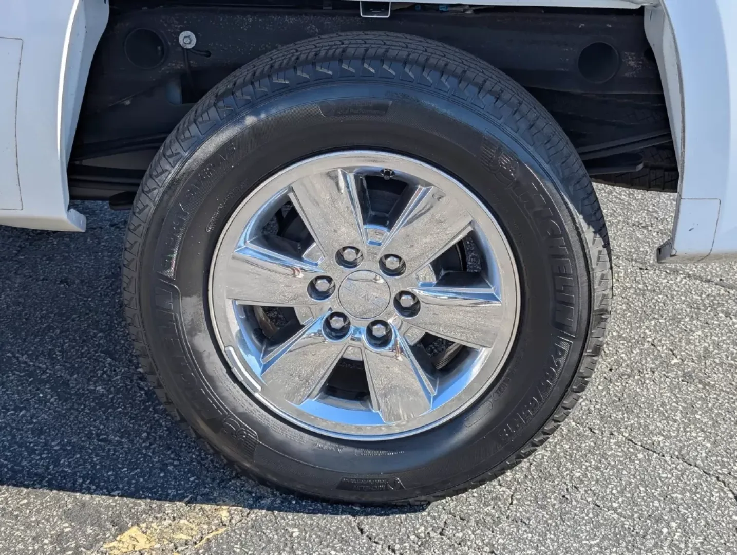 2009 /Very Dark Cashmere/Light Cashmere GMC Sierra 1500 SLT (1GTEC39039Z) with an Other engine, located at 3959 U.S. 80 W, Phenix City, AL, 36870, (334) 297-4885, 32.469296, -85.135185 - **Unleash Adventure with the 2009 GMC Sierra 1500 SLT Perfect for Your Next Journey!**<br /> <br /> If you're looking for a reliable pickup that effortlessly combines style, comfort, and versatility, look no further than the 2009 GMC Sierra 1500 SLT. This extended cab beauty is not just a vehicle; - Photo#8