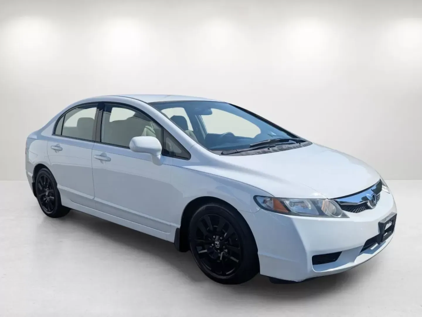 2009 Honda Civic Sdn LX (2HGFA16599H) with an Other engine, located at 3959 U.S. 80 W, Phenix City, AL, 36870, (334) 297-4885, 32.469296, -85.135185 - **Discover Your Next Adventure with the 2009 Honda Civic LX at Gils Auto!**<br /> <br /> Are you looking for a dependable vehicle that aligns with your busy lifestyle? The 2009 Honda Civic LX, available at Gils Auto in Phenix City, AL, is the perfect blend of efficiency and comfort, making it the id - Photo#3