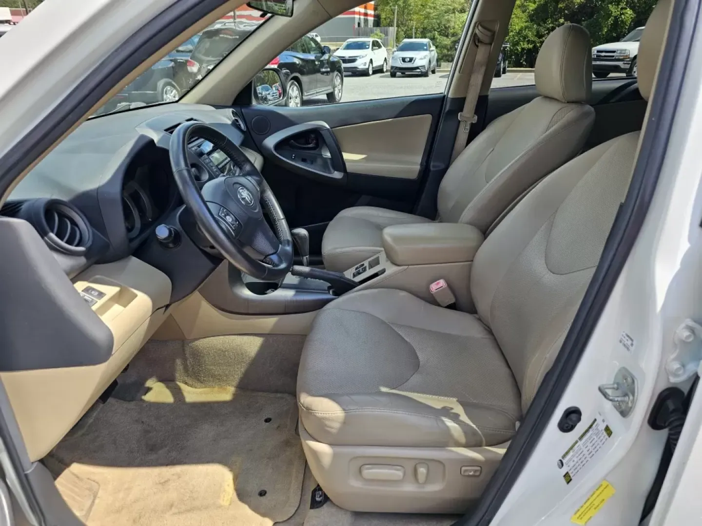 2009 Toyota RAV4 Ltd (2T3ZF31V29W) with an Other engine, located at 3959 U.S. 80 W, Phenix City, AL, 36870, (334) 297-4885, 32.469296, -85.135185 - Ready to elevate your driving experience? The 2009 Toyota RAV4 Ltd is the perfect companion for your busy lifestyle, whether you're navigating the daily grind of commutes, embarking on weekend adventures, or managing the demands of a growing family. This versatile SUV combines ample space, comfort, - Photo#9