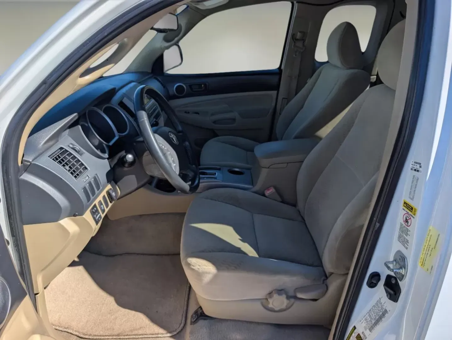 2009 Toyota Tacoma (5TETX22N59Z) with an Other engine, located at 804 22nd Ave, Phenix City, AL, 36870, (334) 297-1860, 32.484749, -85.024475 - **Explore Your Adventures with the 2009 Toyota Tacoma at Gils Auto - Prattville!**<br /> <br /> Are you ready to elevate your weekend adventures or tackle that daily commute with confidence? Look no further than the 2009 Toyota Tacoma, available now at Gils Auto, your trusted Buy Here Pay Here deale - Photo#9