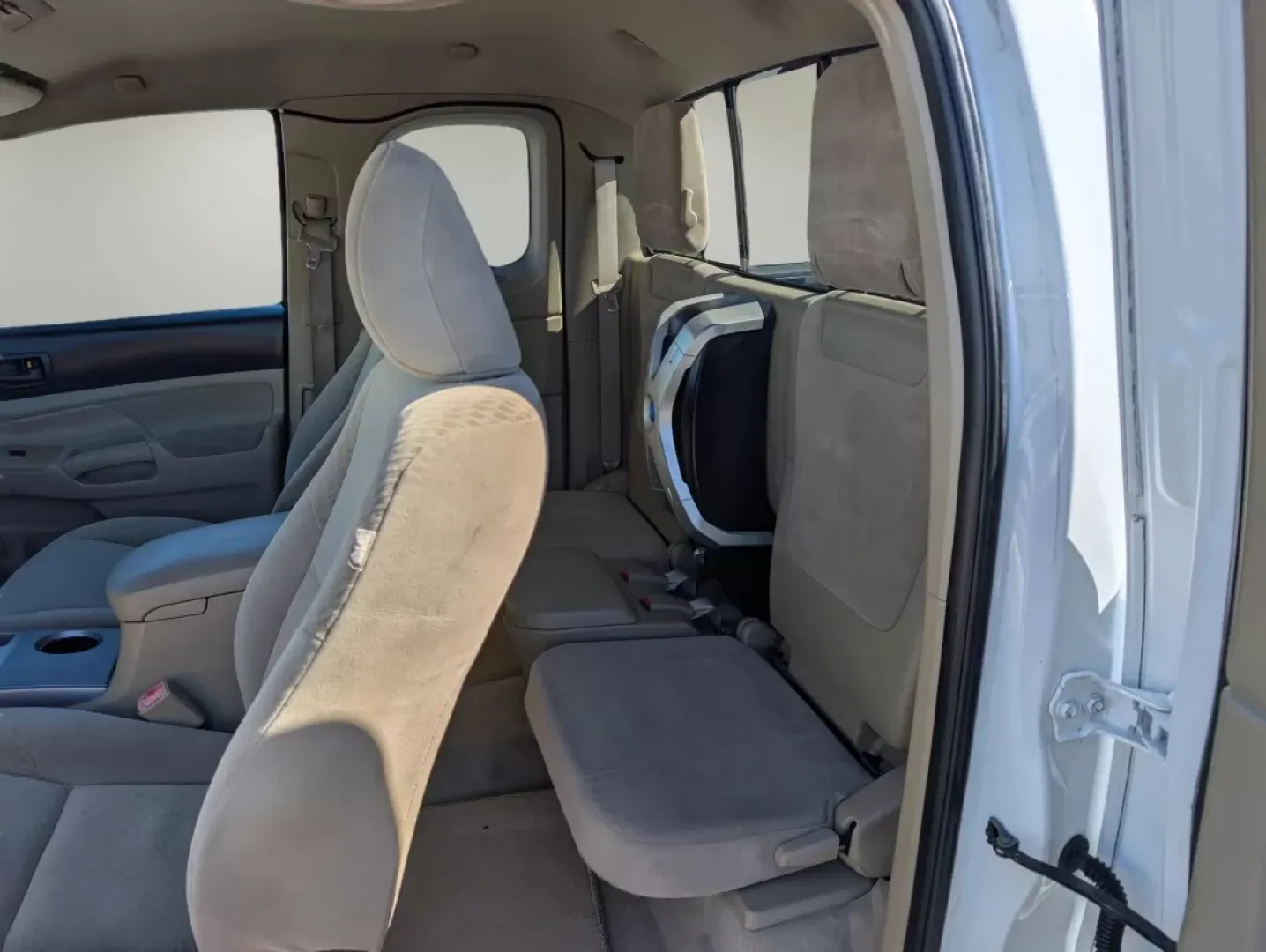 2009 Toyota Tacoma (5TETX22N59Z) with an Other engine, located at 804 22nd Ave, Phenix City, AL, 36870, (334) 297-1860, 32.484749, -85.024475 - **Explore Your Adventures with the 2009 Toyota Tacoma at Gils Auto - Prattville!**<br /> <br /> Are you ready to elevate your weekend adventures or tackle that daily commute with confidence? Look no further than the 2009 Toyota Tacoma, available now at Gils Auto, your trusted Buy Here Pay Here deale - Photo#10