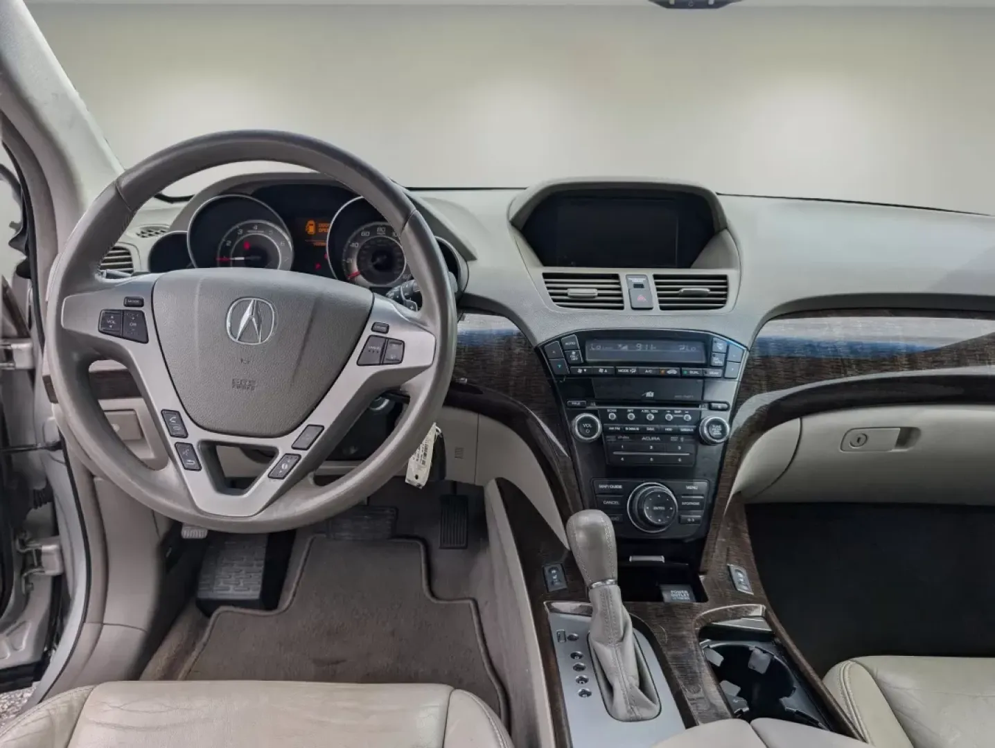 2010 Acura MDX Technology Pkg (2HNYD2H68AH) with an Other engine, located at 804 22nd Ave, Phenix City, AL, 36870, (334) 297-1860, 32.484749, -85.024475 - ### Embrace Adventure with the 2010 Acura MDX at Gils Auto Columbus, GA!<br /> <br /> Are you ready to elevate your family adventures or tackle your daily commute with style and comfort? Look no further than the sleek 2010 Acura MDX, available now at **Gils Auto**, located conveniently at **5115 14 - Photo#11